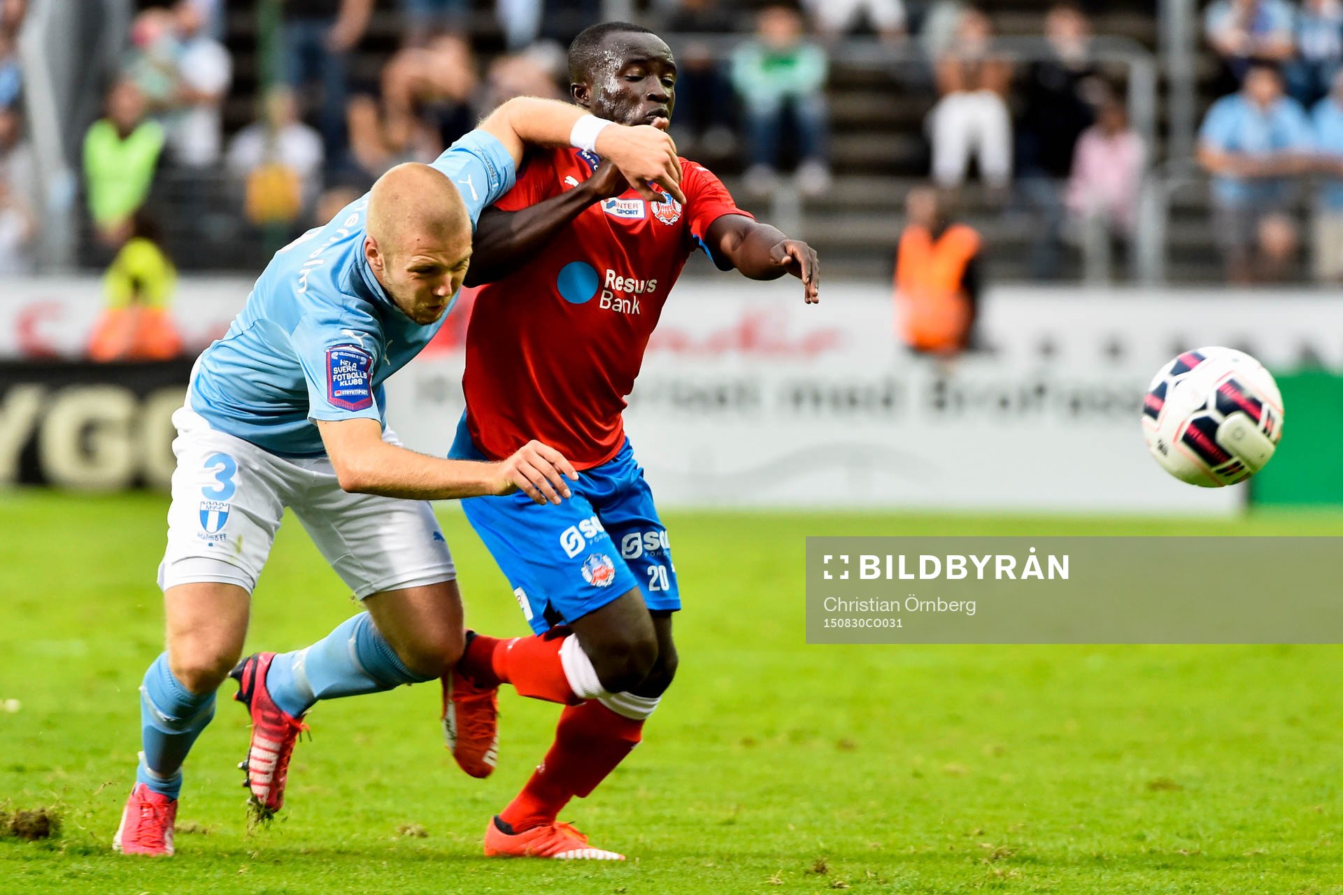 Malmö FFs Anton Tinnerholm och Helsingborgs Emmanuel