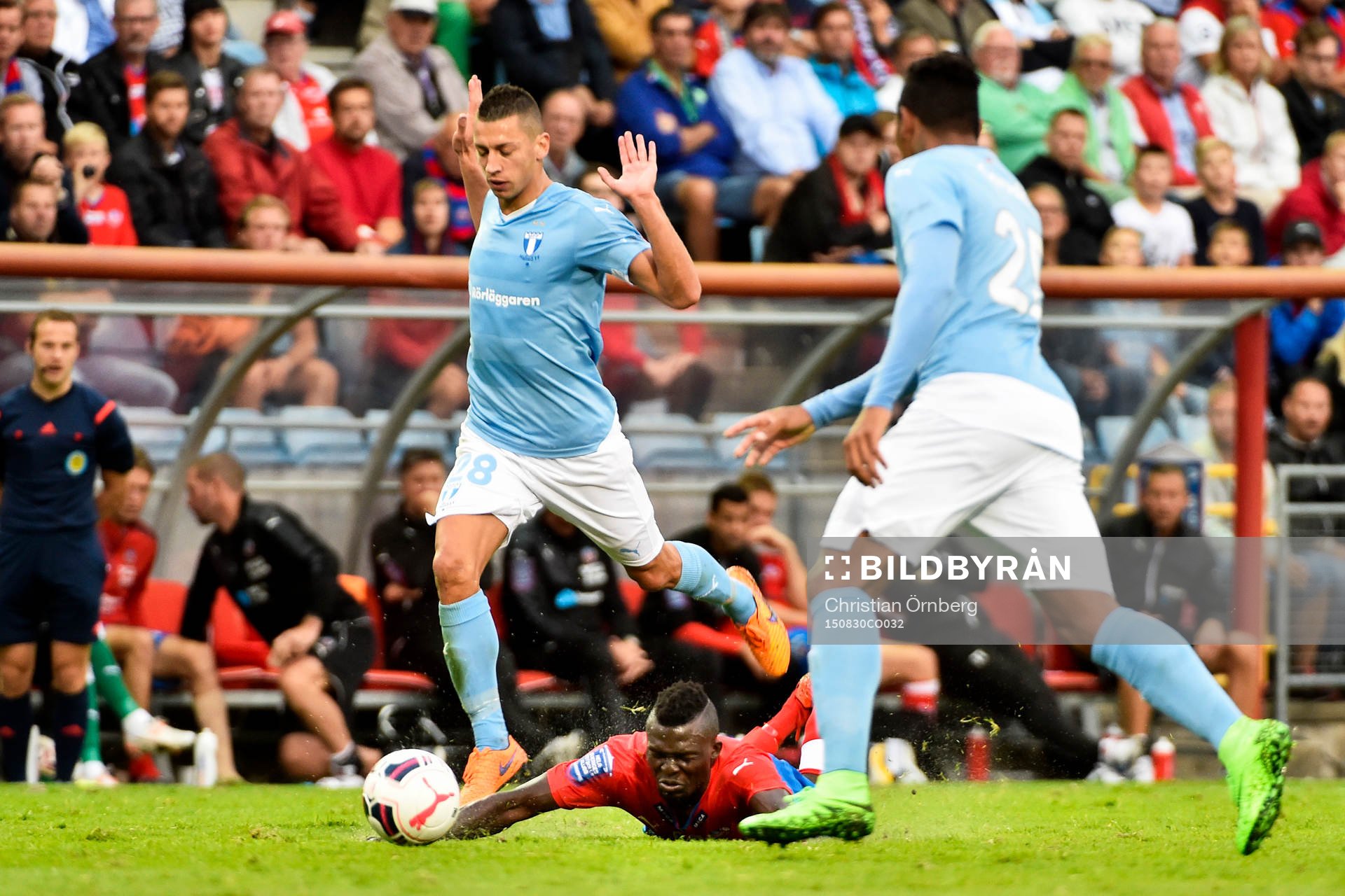 Malmö FFs Nikola Djurjic och Felipe Carvalho och