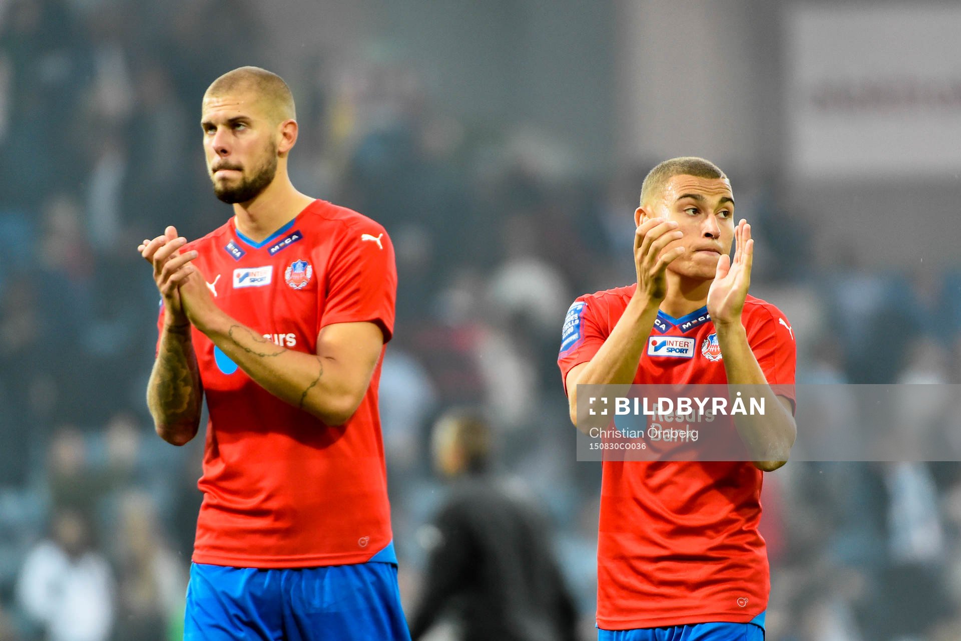 Helsingborgs Robin Simovic och Jordan Larsson deppar