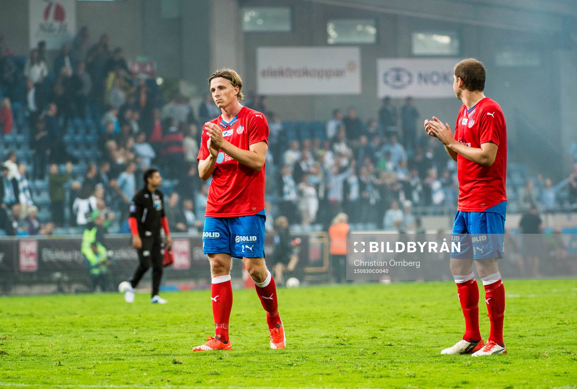 Helsingborgs Carl Johansson och Darijan Bojanic  deppar