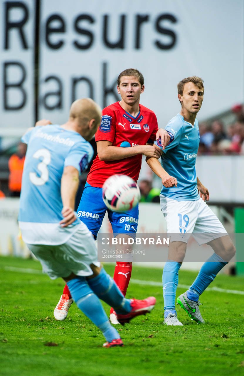 Malmö FFs Anton Tinnerholm och Magnus Wolff Eikrem mot