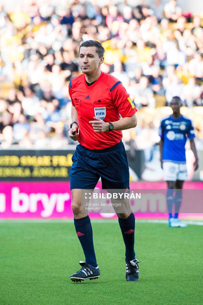 Domaren Bojan Pandzic