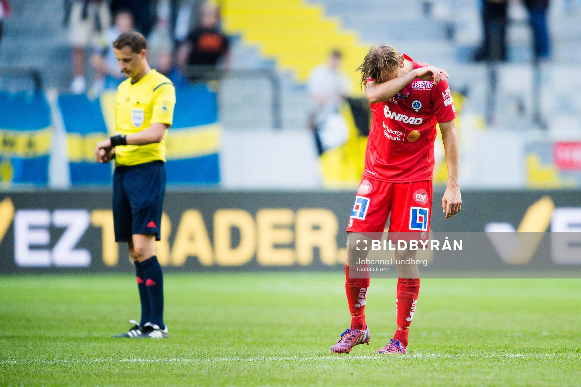 Åtvidabergs Månz Karlsson deppar
