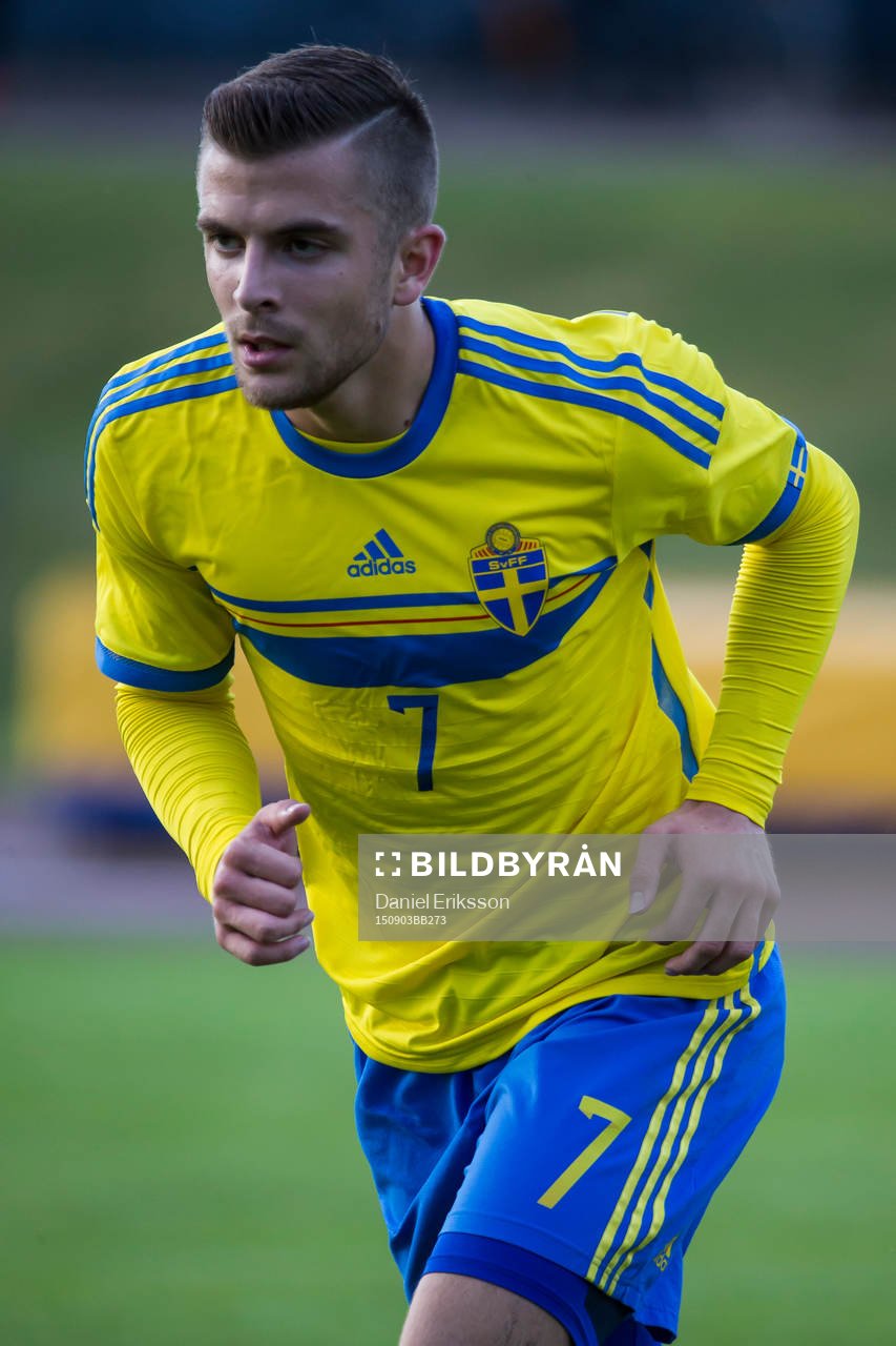 Filip Sachpekidis i P18-landskampen i fotboll mellan Sverige och Norge den 3 september i Hofors