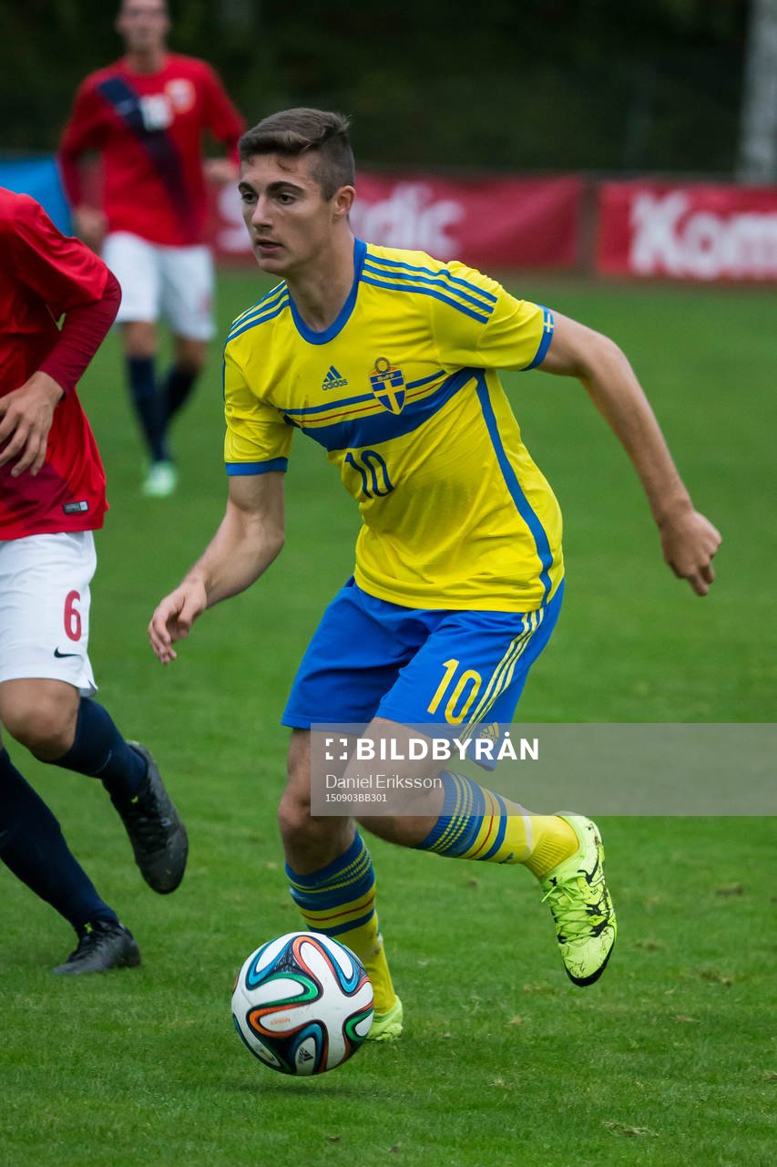 Marko Nikolic i P18-landskampen i fotboll mellan Sverige och Norge den 3 september i Hofors