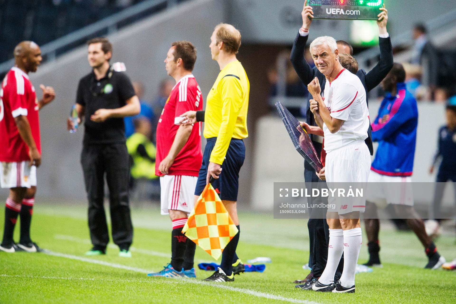 Liverpools tränare Ian Rush byts in