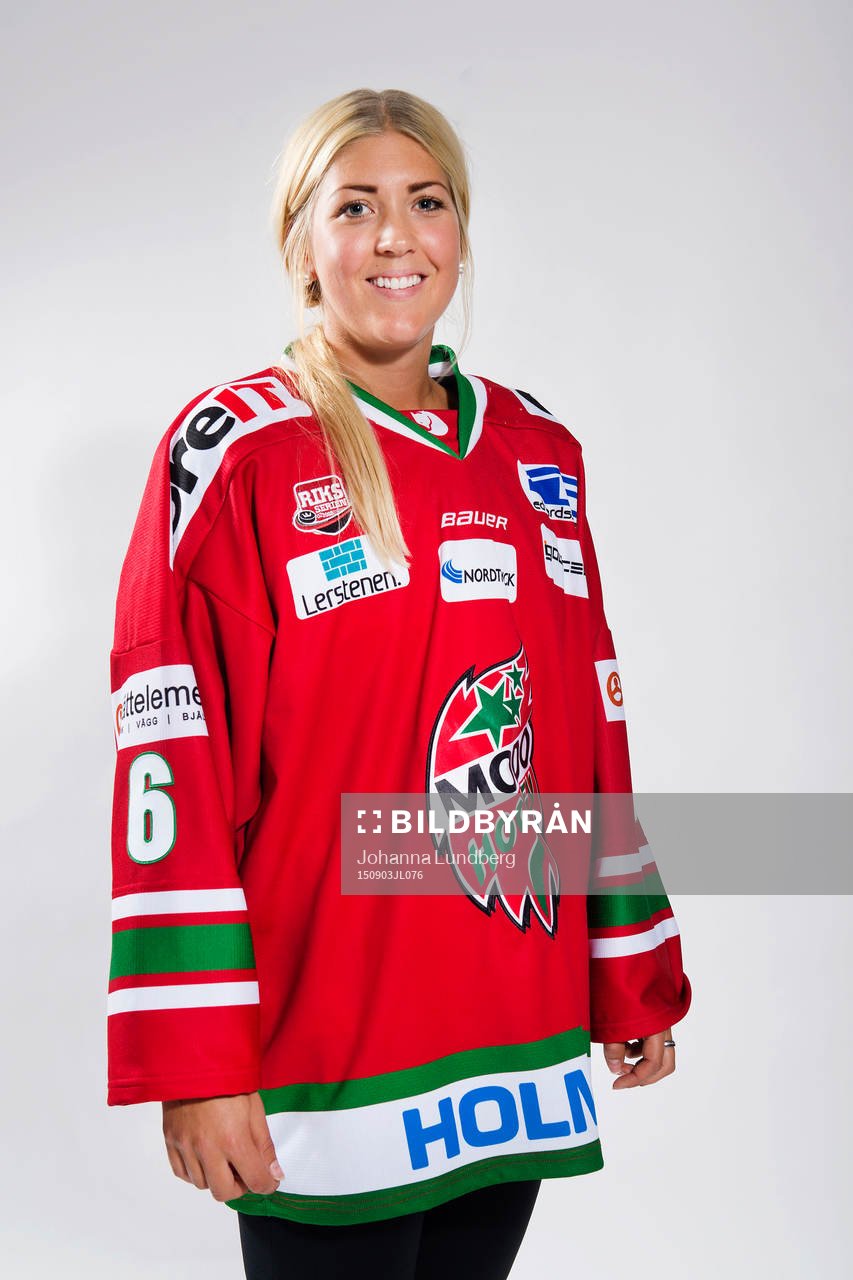 Erika Grahm, Modo