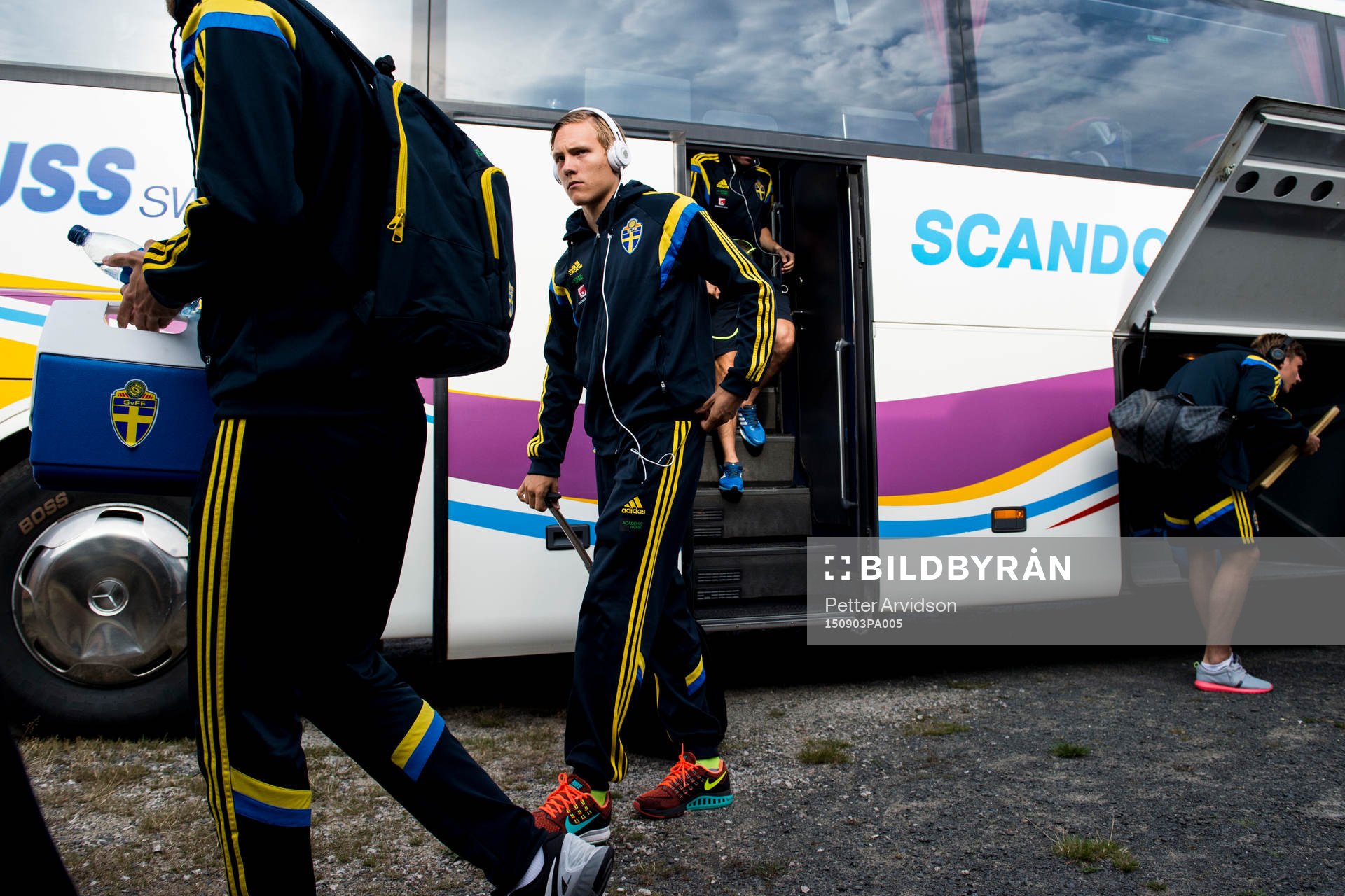 Sveriges Ludwig Augustinsson anländer