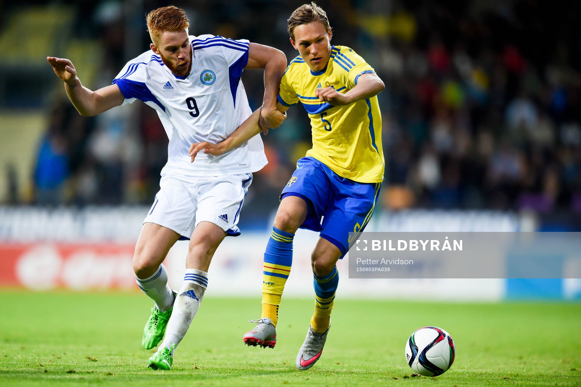 San Marinos Marco Bernardi och Sveriges Ludwig Augustinsson