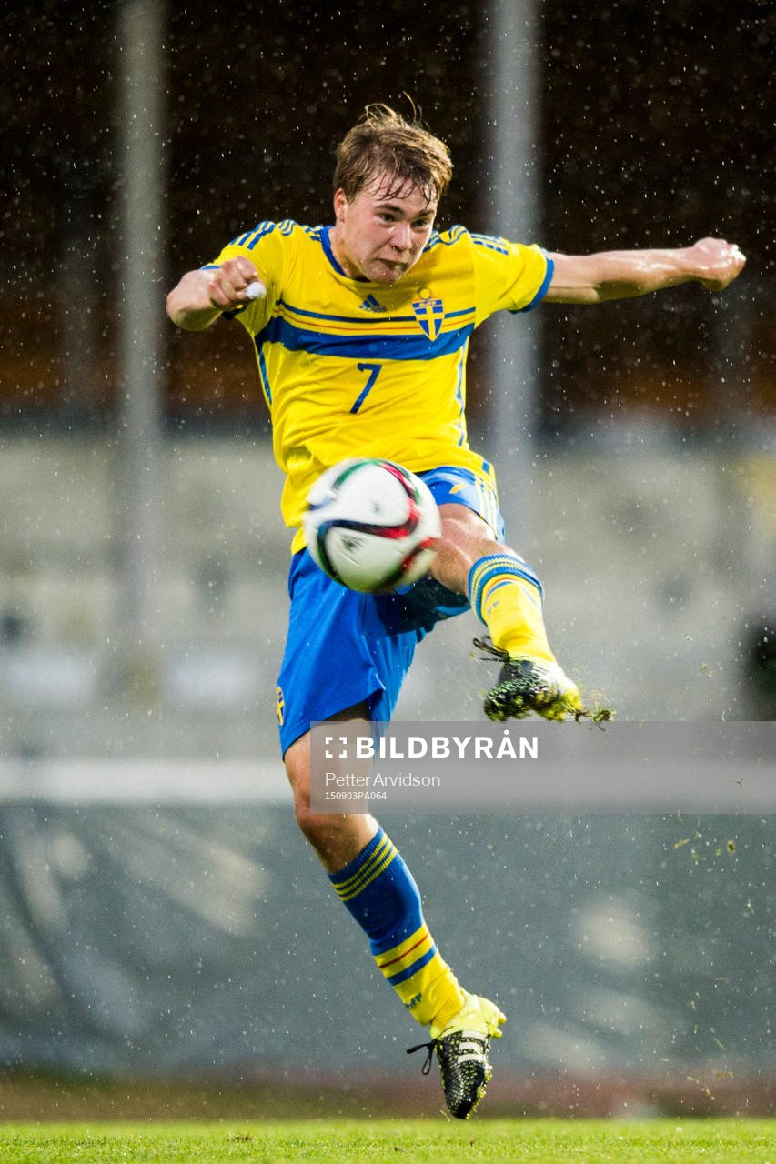 Sveriges Simon Tibbling