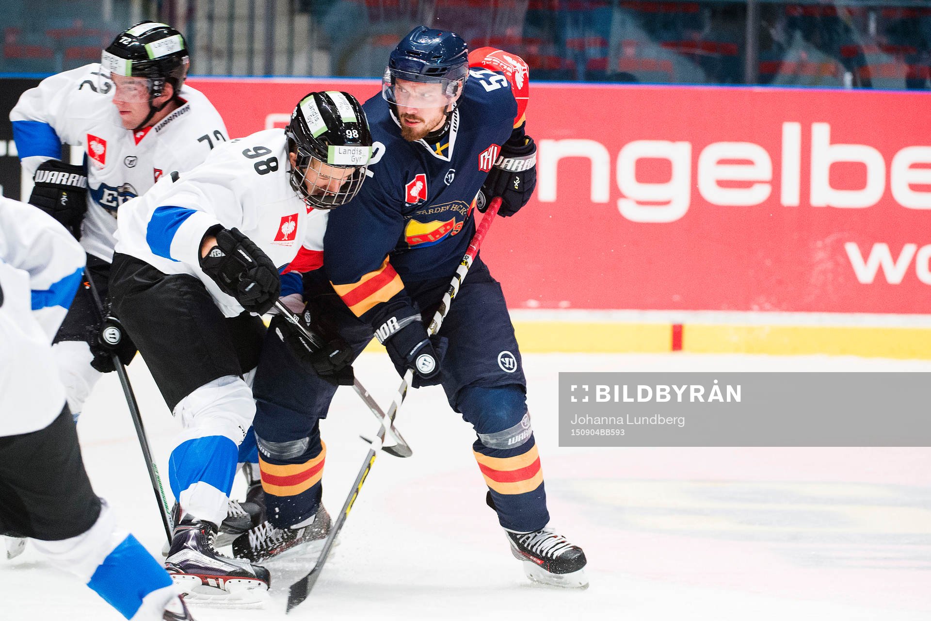 Zugs Livio Stadler och Djurgårdens Mikael Ahlén