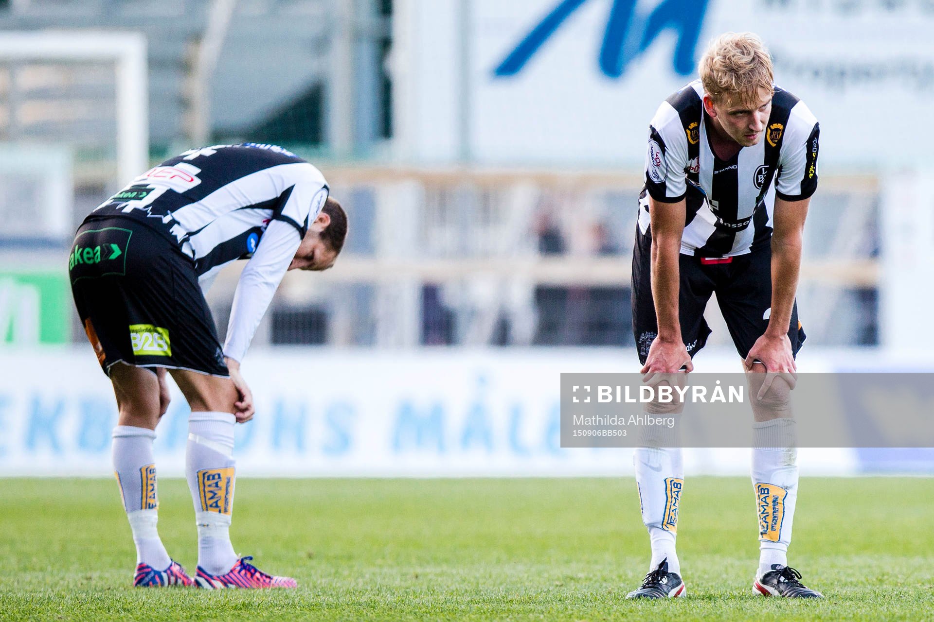 Landskronas Mikael Dahlgren och Viktor Svensson deppar