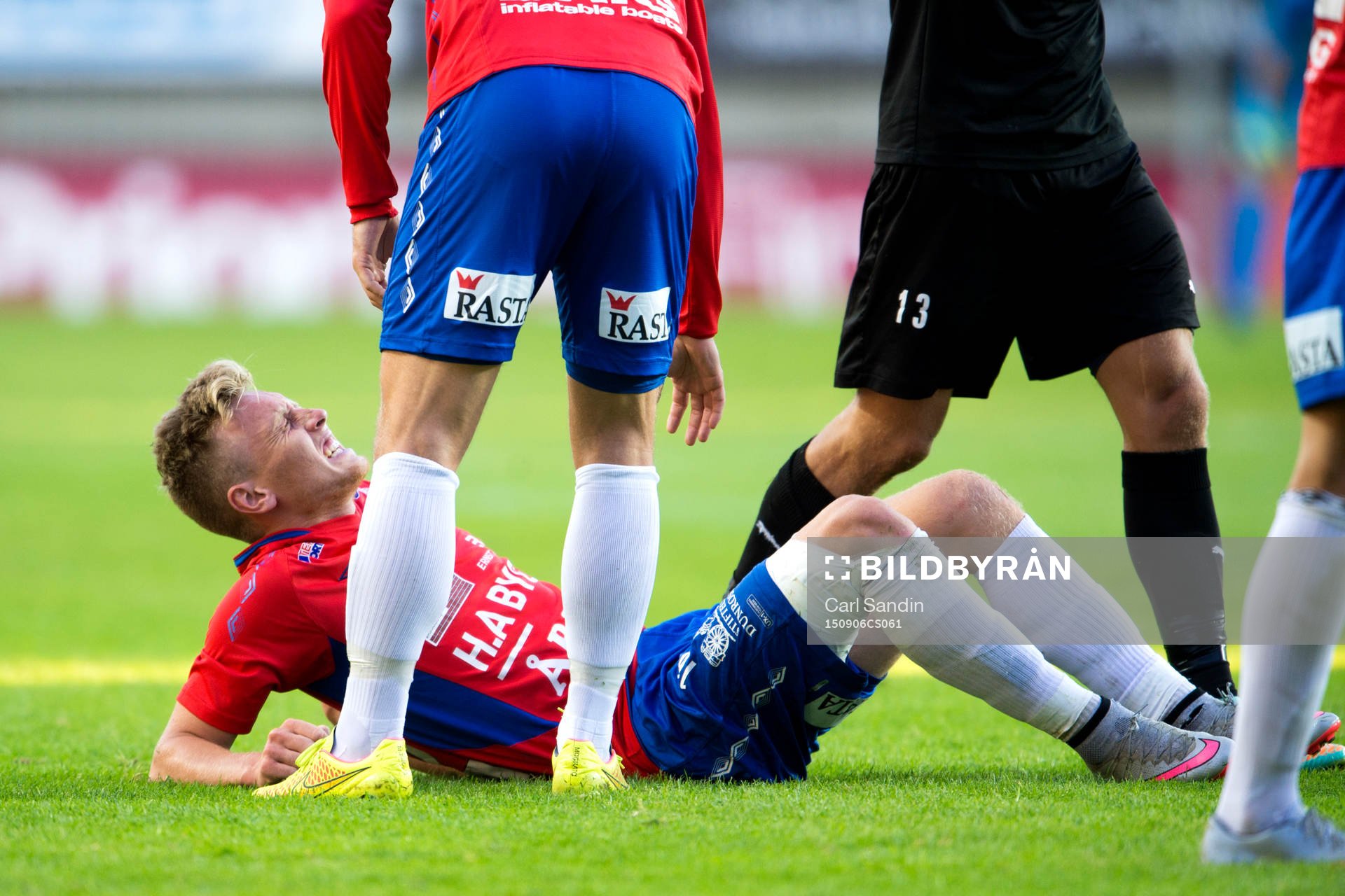 Örgrytes Sebastian Olsson skadar sig