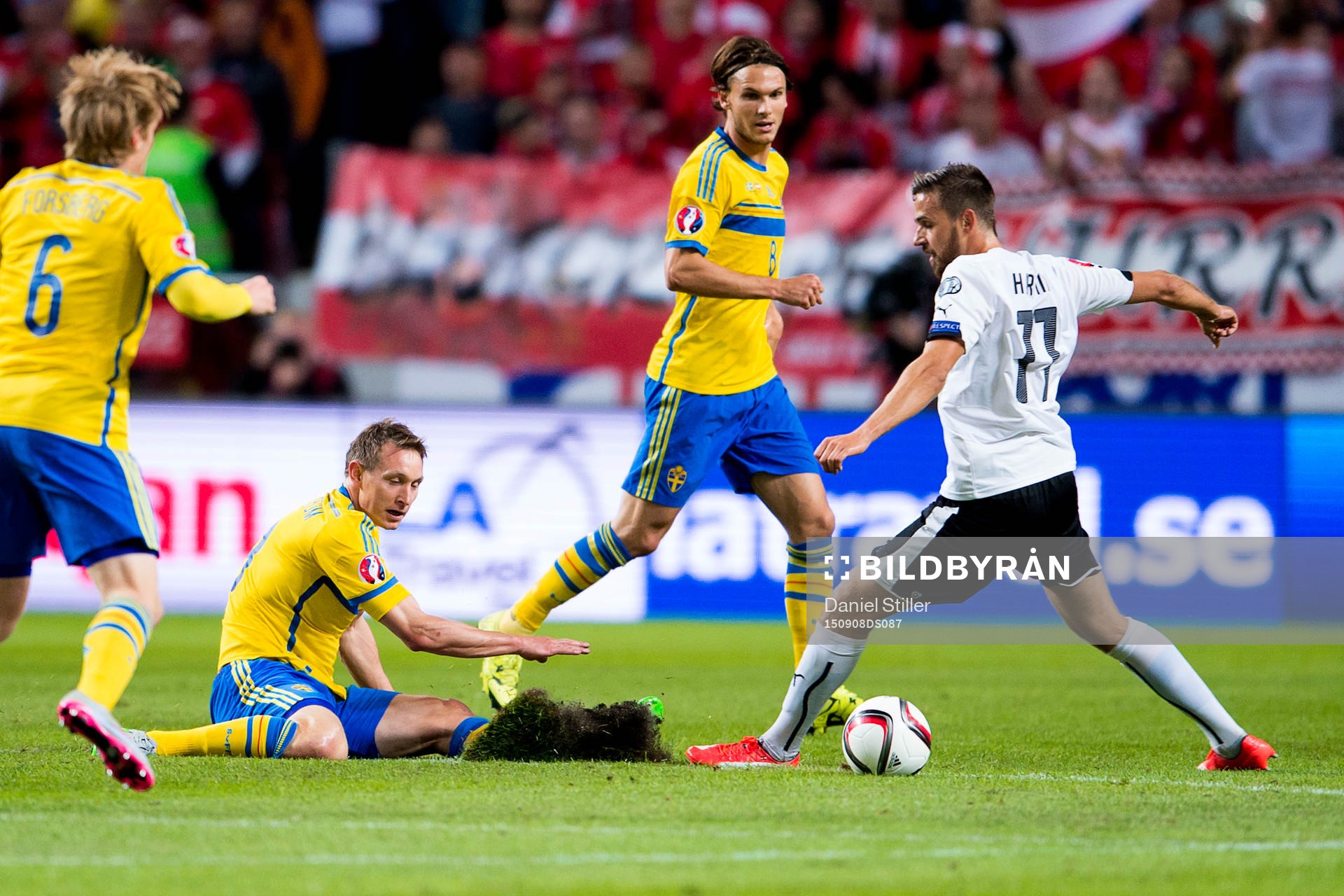 Sveriges Kim Källström, Albin Ekdal och Österrikes Marek