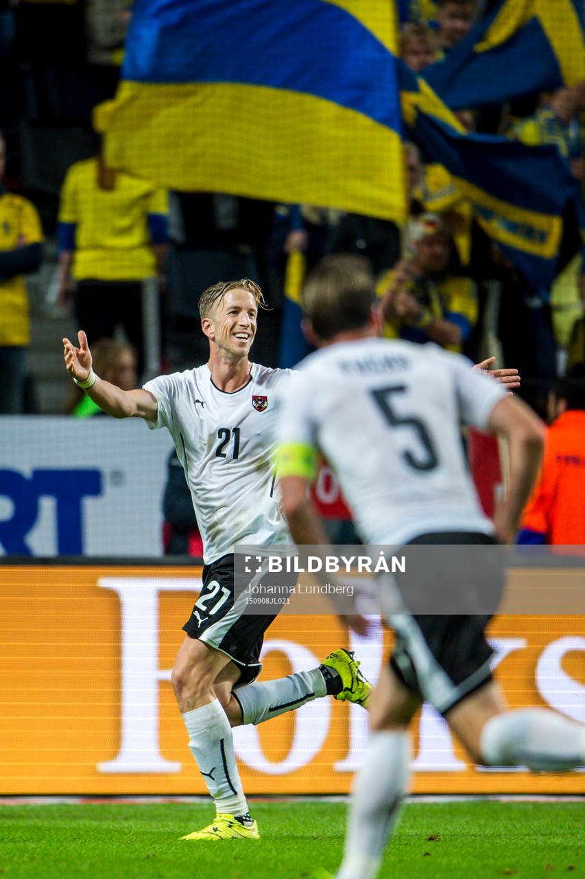 Österrikes Marc Janko jublar