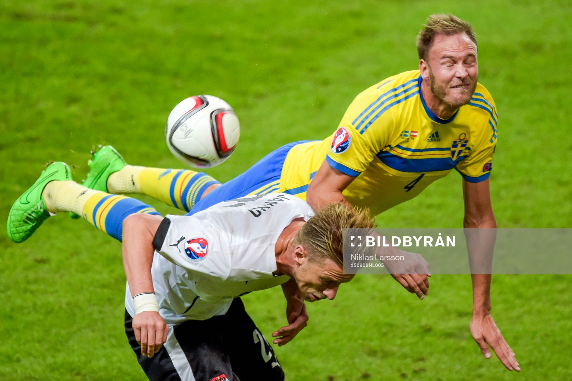 Sveriges Andreas Granqvist och Österrikes Österrikes