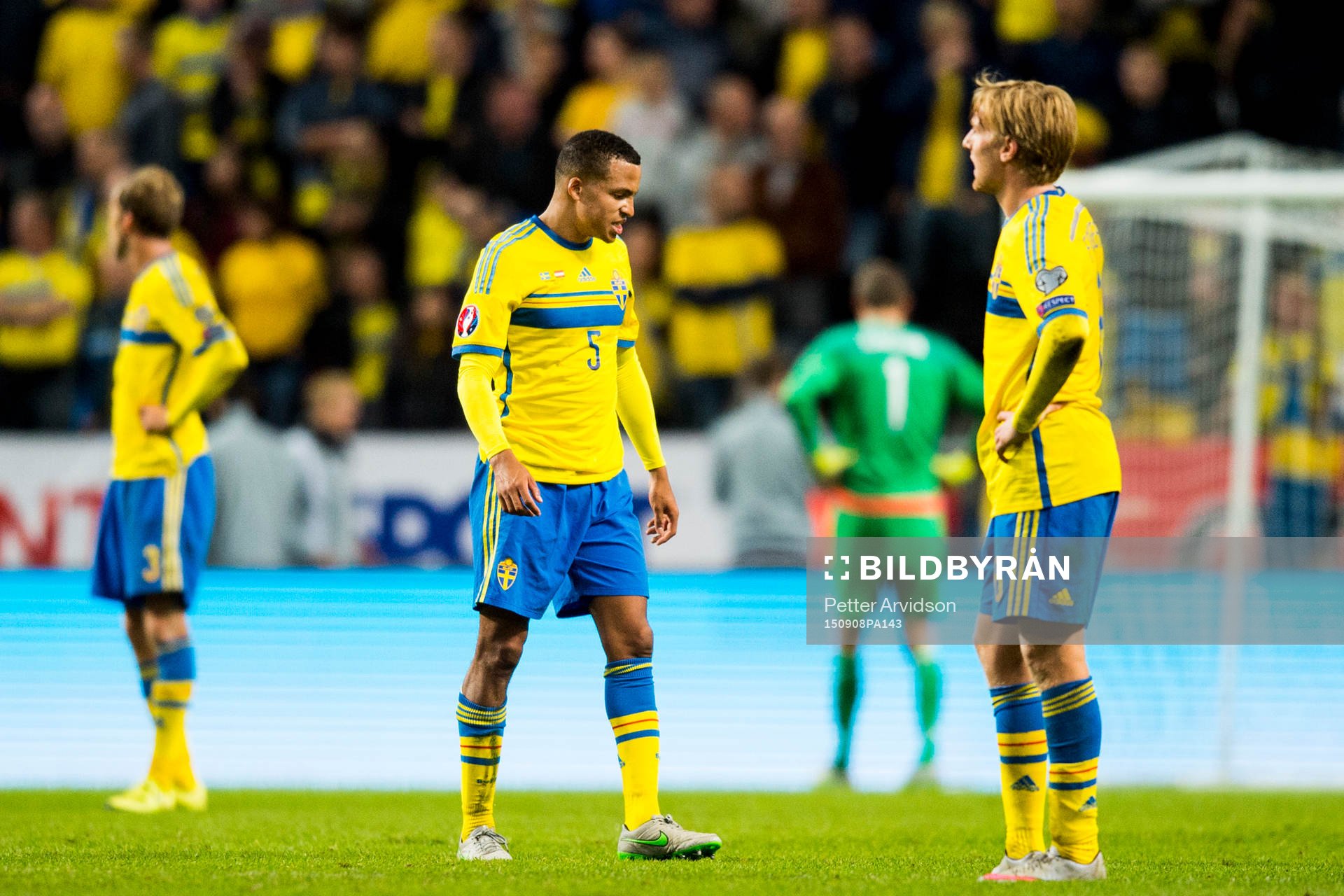 Sveriges Martin Olsson och Emil Forsberg deppar