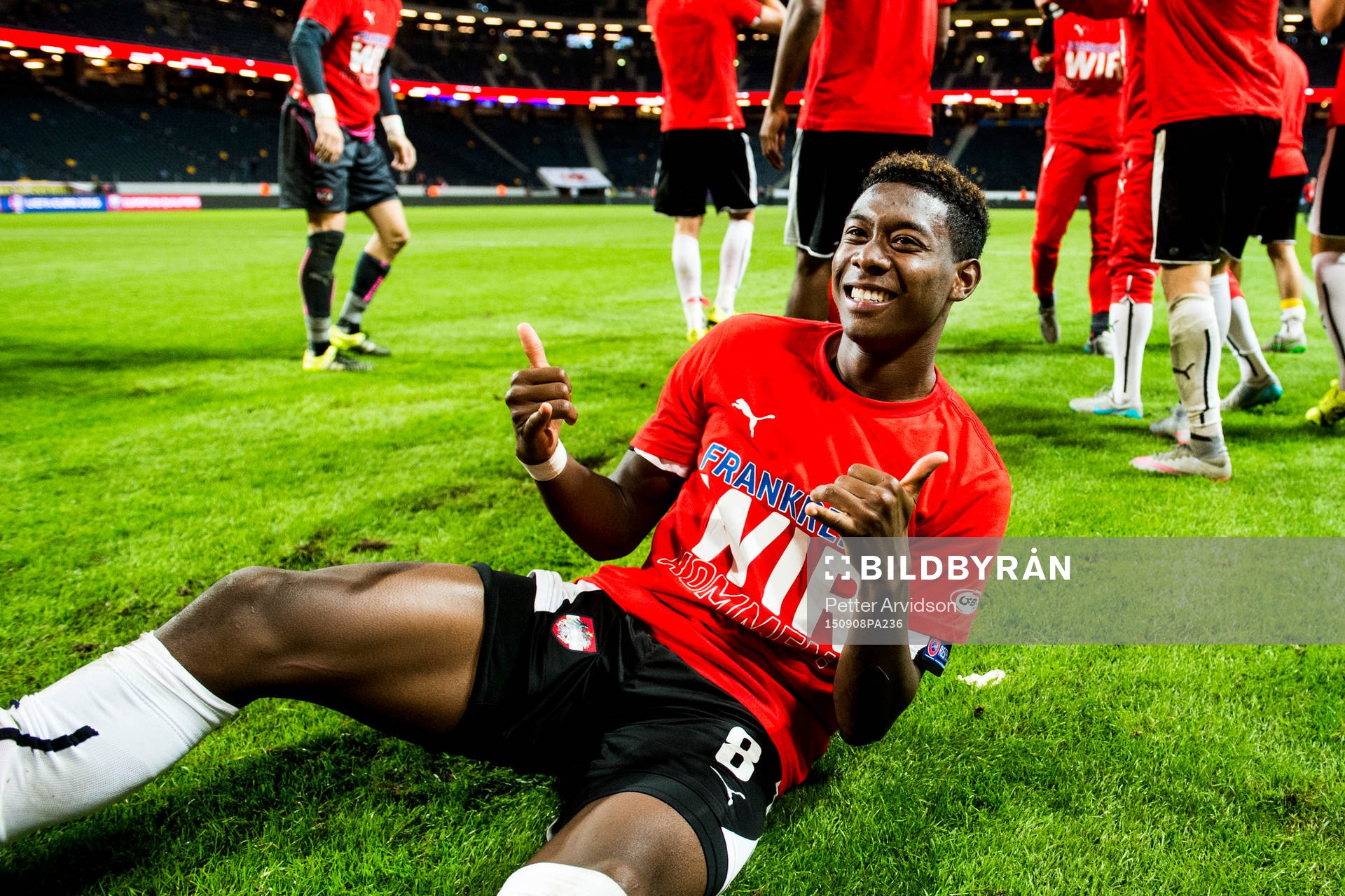 Österrikes David Alaba jublar