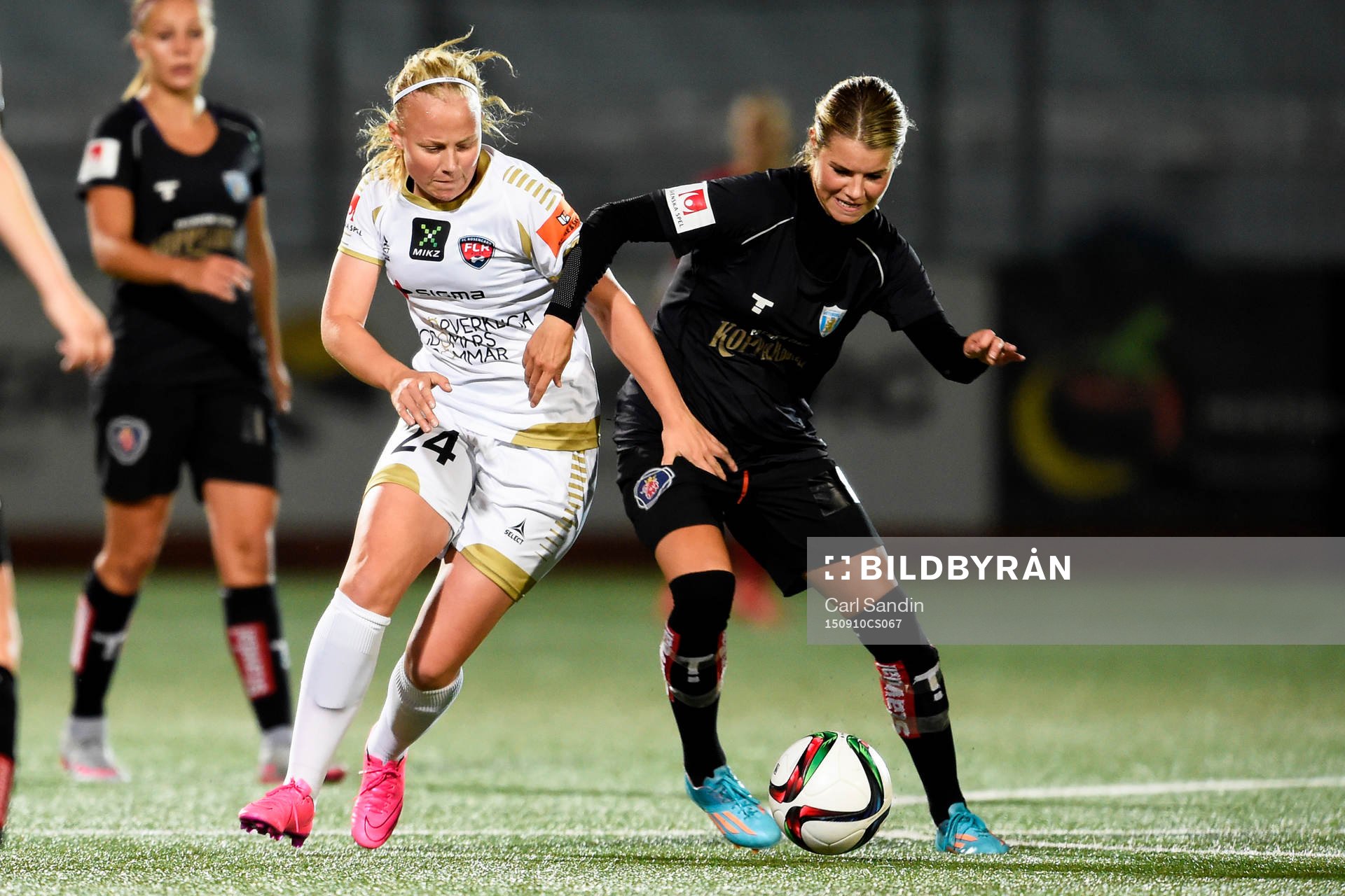 Rosengårds Ebba Wieder och Göteborgs Andrine Hegerberg