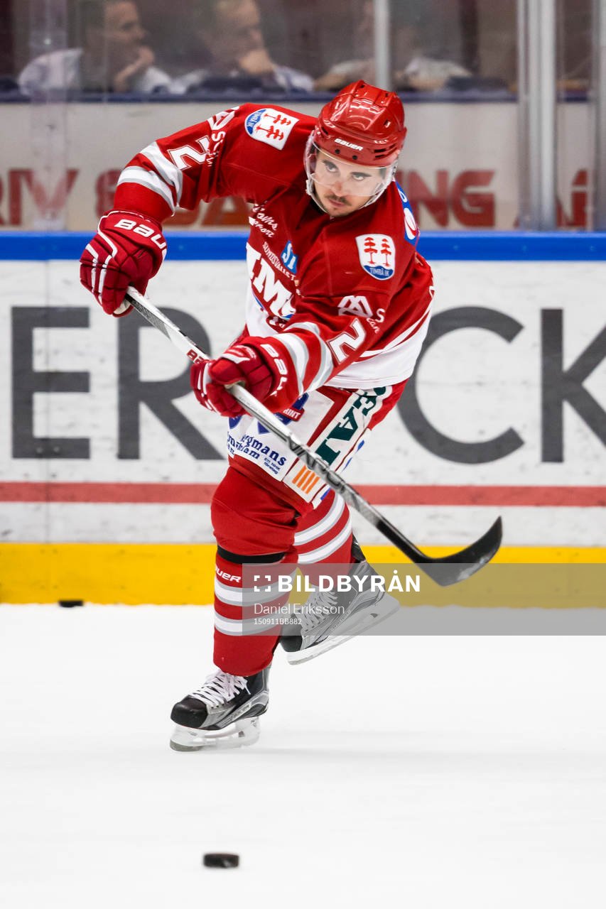 Timrå Jens Westin i ishockeymatchen i hockeyallsvenskan