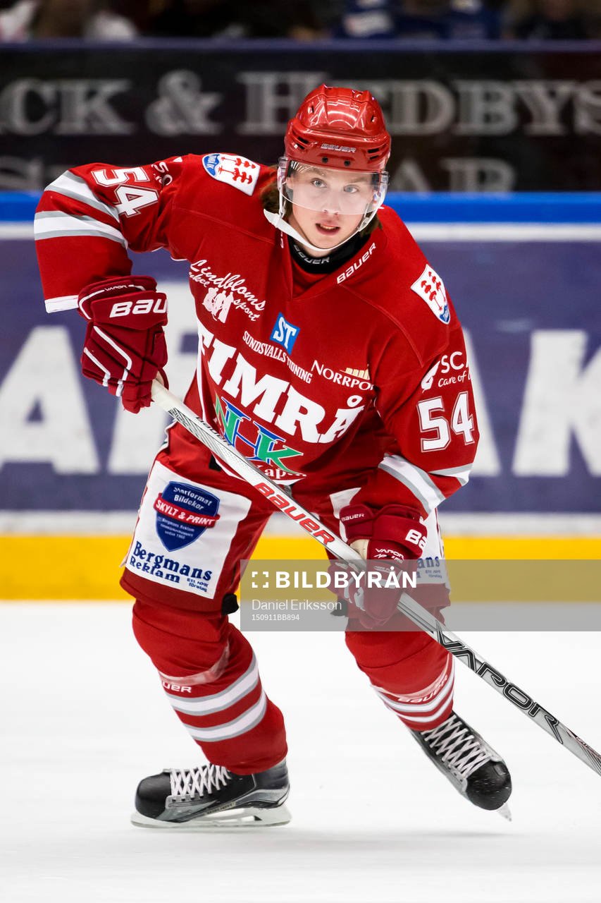Timrå Jonathan Dahlén i ishockeymatchen i