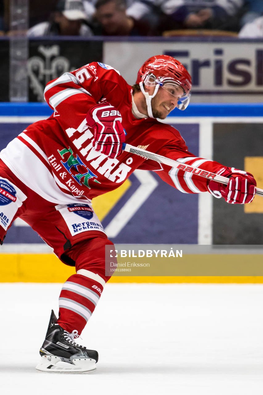 Timrå Oscar Johansson i ishockeymatchen i
