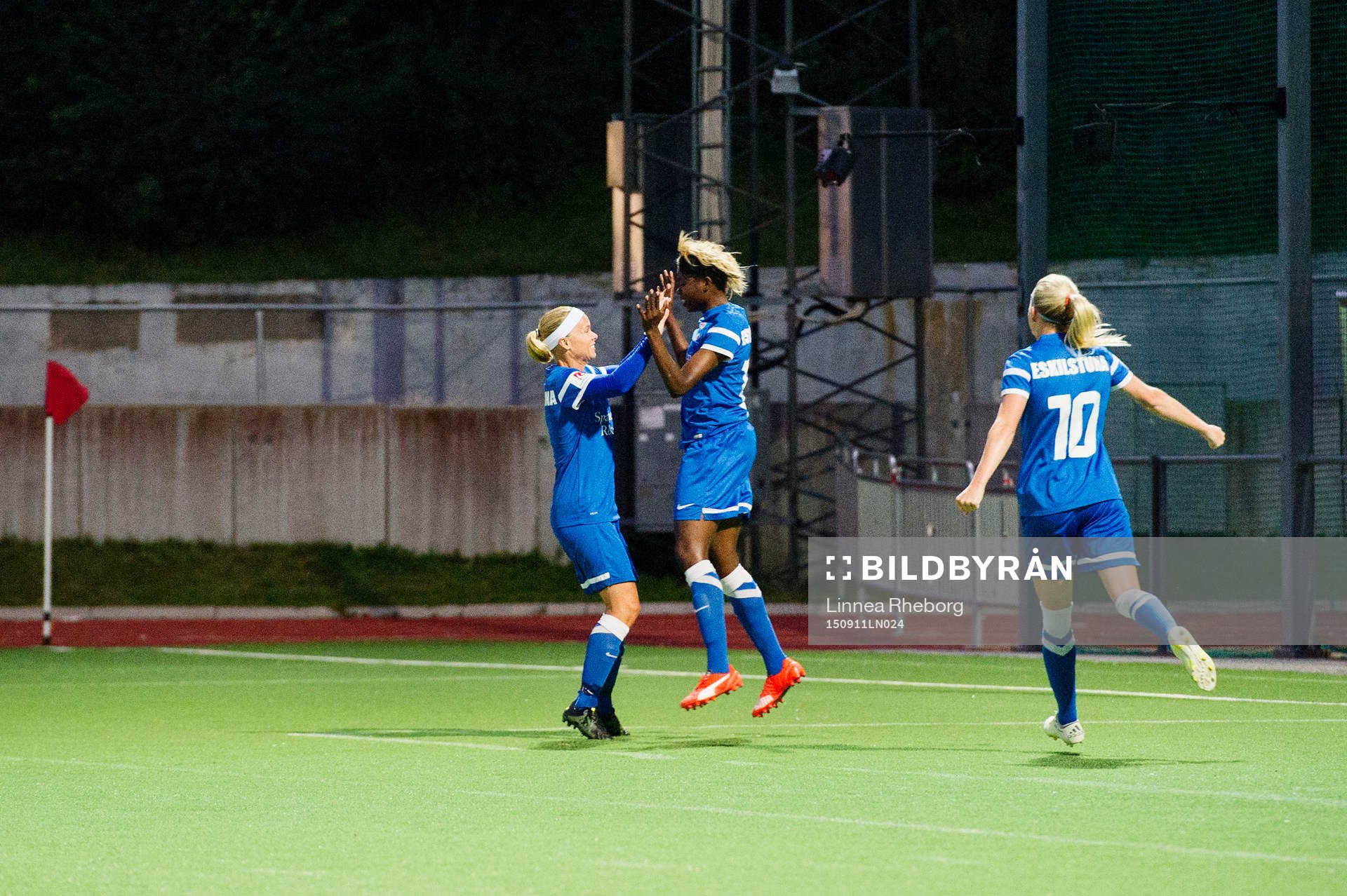 Eskilstunas Sara Thunebro, Gaelle Enganamouit och Olivia