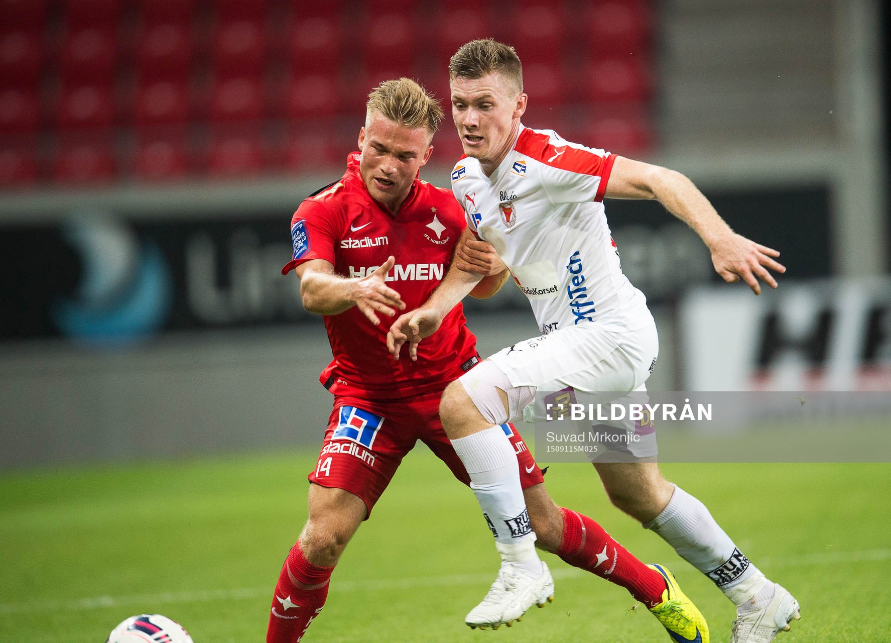 Norrköpings Niklas Bärkroth och Kalmars Victor Agardius