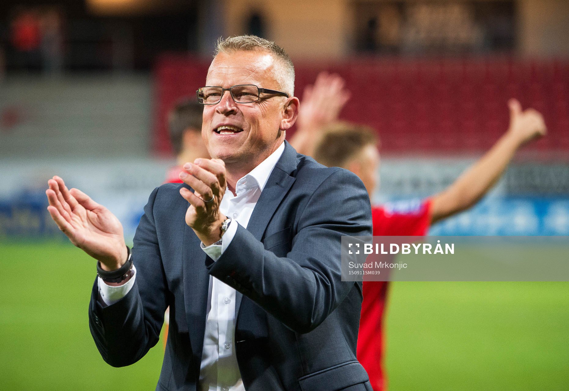 Norrköpings tränare Jan Andersson jublar efter fotbollsmatchen i Allsvenskan mellan Kalmar och Norrköping den 11 september 2015 i Kalmar.