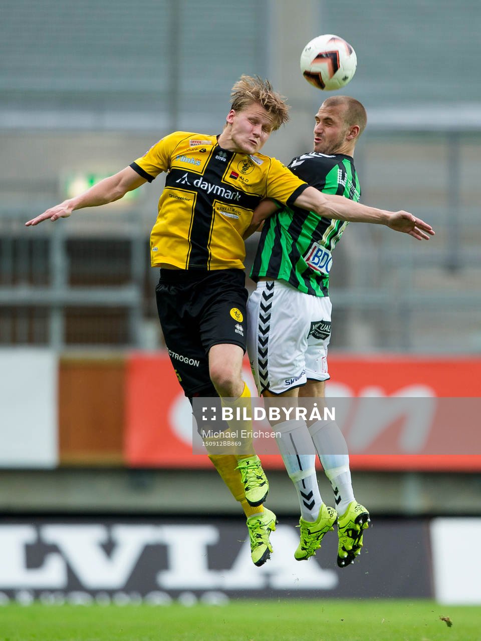 GAIS Sebastian Starke Hedlund vinner nickduell mot Frejs
