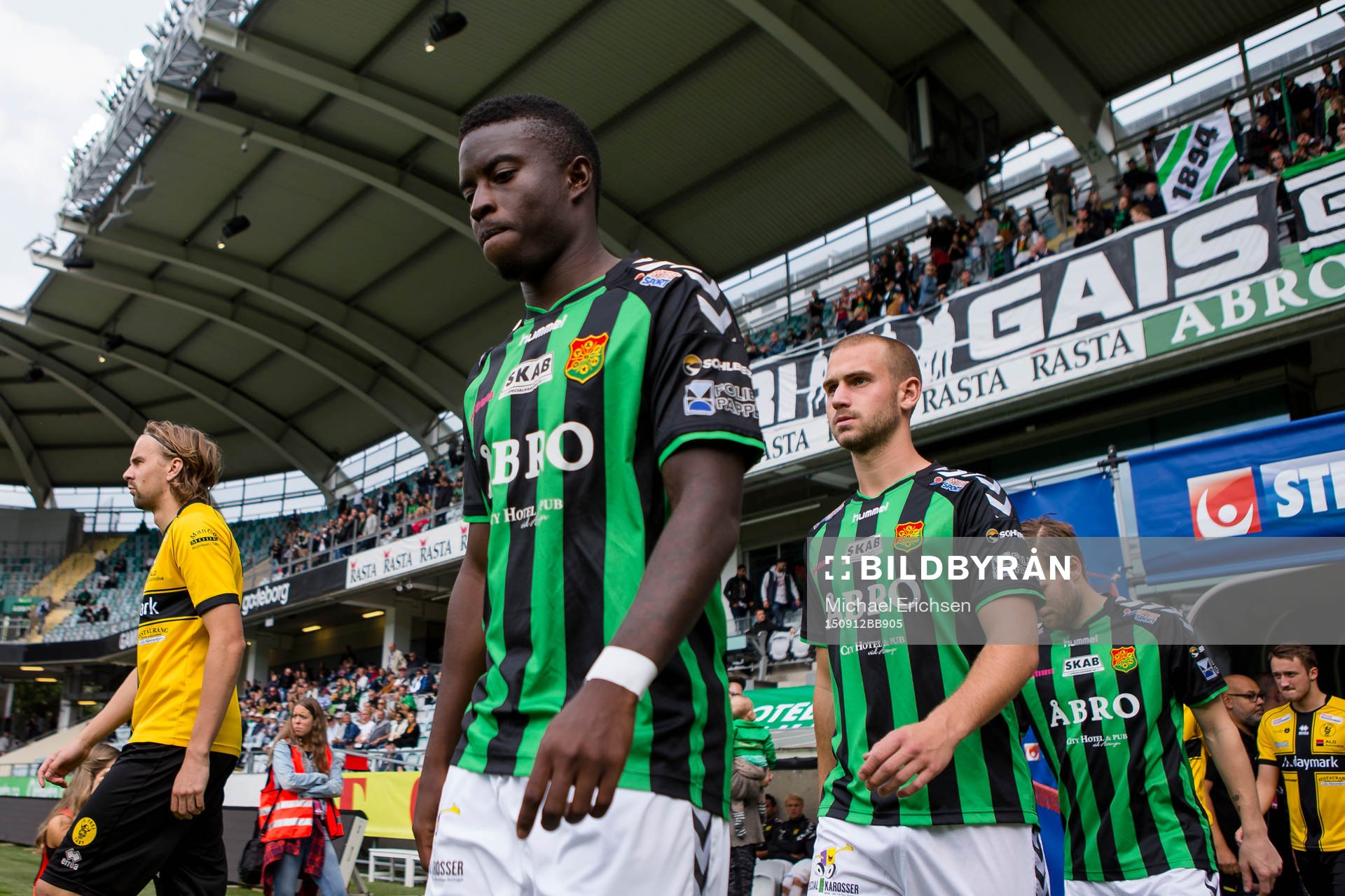 GAIS Kieron Cadogan och Sebastian Starke Hedlund på väg