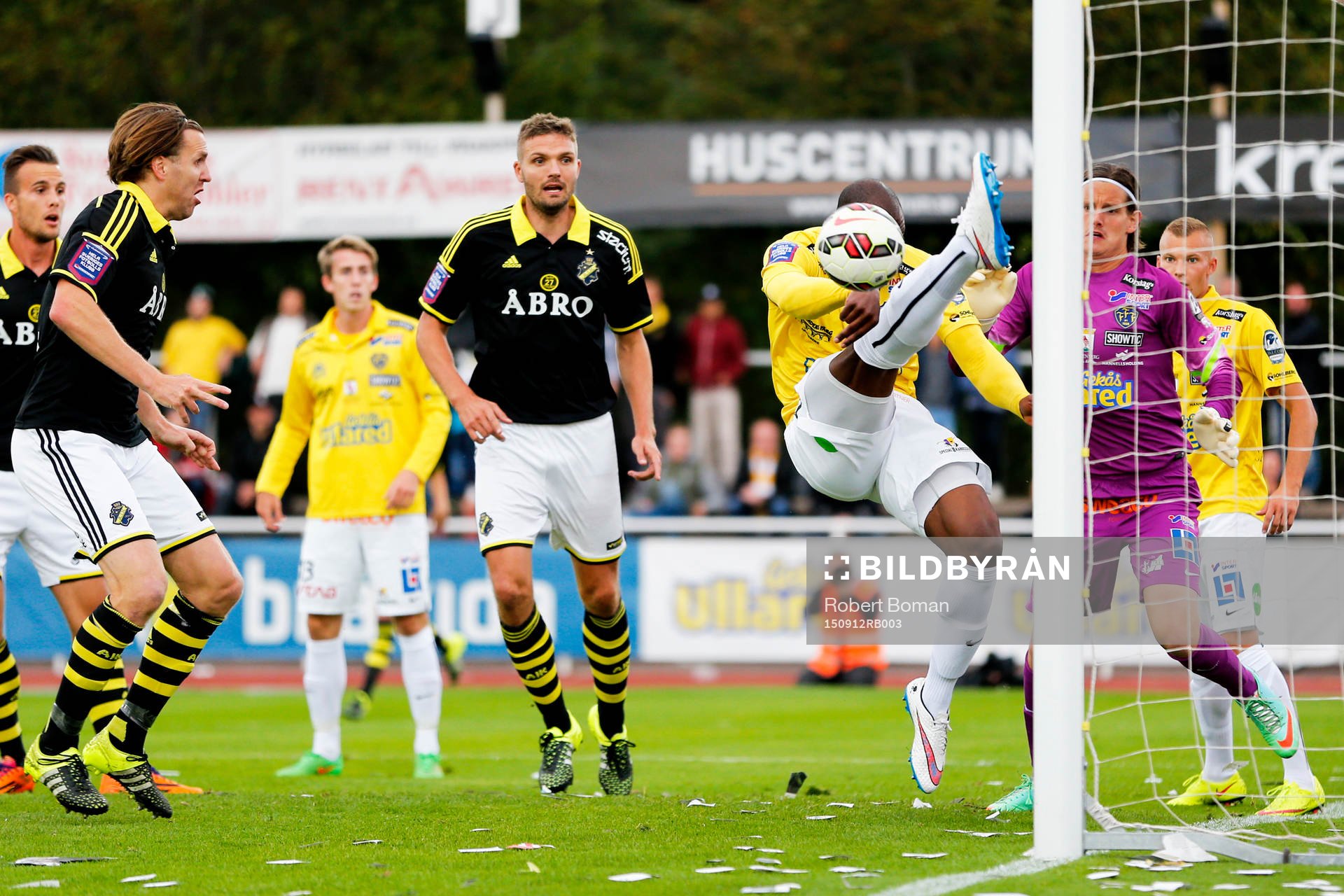Falkenbergs Hakeem Araba räddar på mållinjen