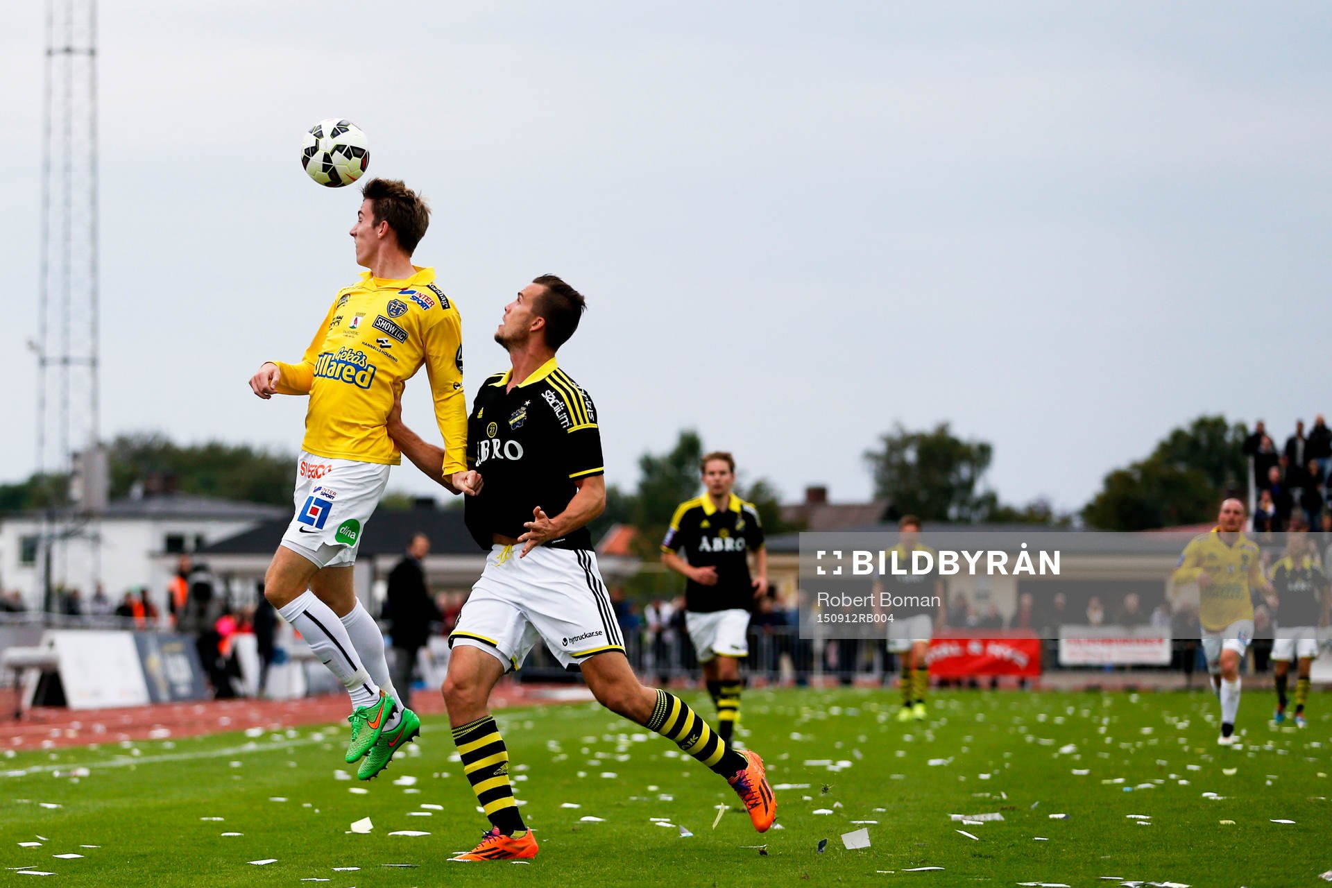 s Fredrik Brustad och Falkenbergs Adam Eriksson