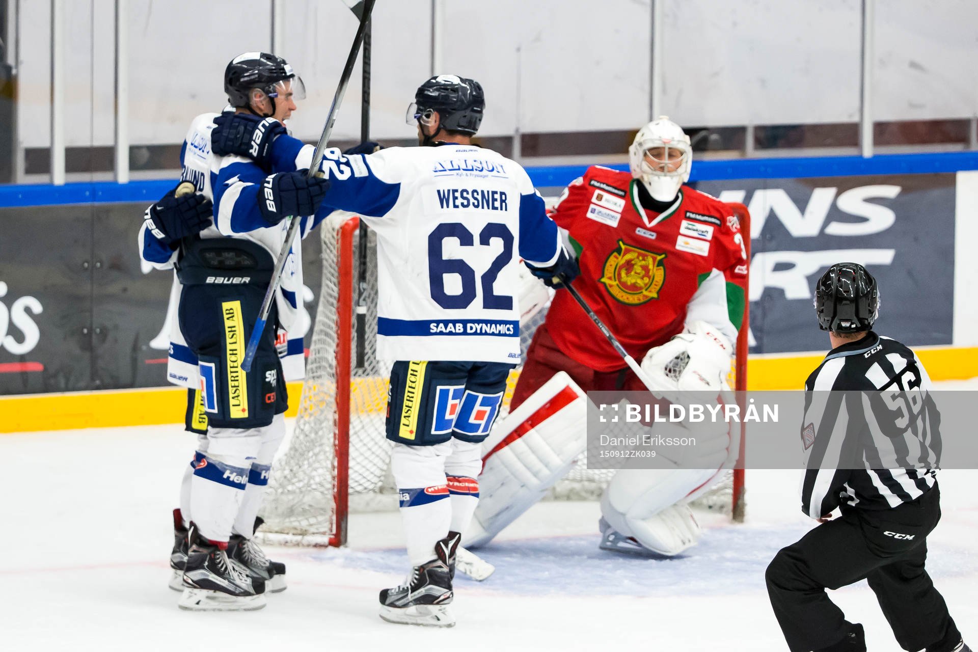 Karlskogas Henrik Björklund och Daniel Wessner jublar
