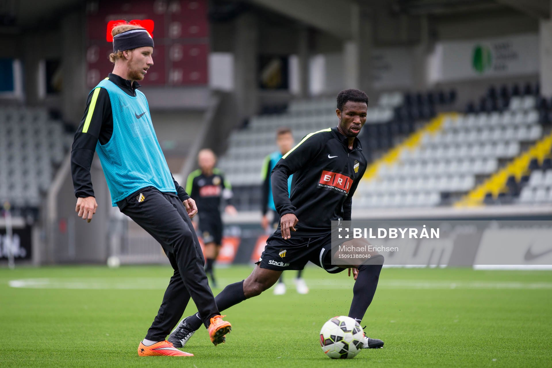 Häckens Samuel Gustafson mot Mohammed Abubakari