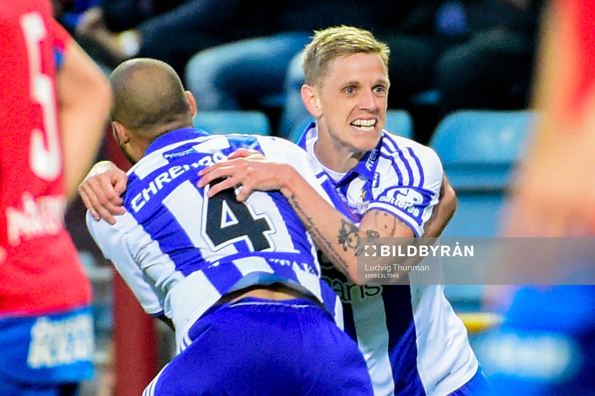 IFK Göteborgs Sören Rieks jublar efter 1-2 under fotbollsmatchen i Allsvenskan mellan Helsingborg och IFK Göteborg den 13 september 2015 i Helsingborg.