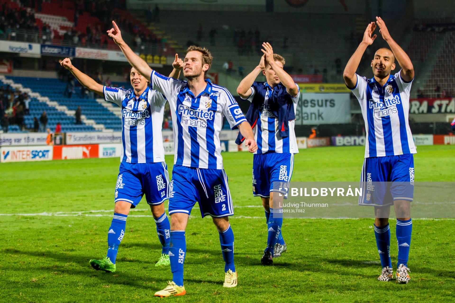IFK Göteborgs Martin Smedberg Dalence, Mikael Boman och Emil Salomonsson jublar efter segern i fotbollsmatchen i Allsvenskan mellan Helsingborg och IFK Göteborg den 13 september 2015 i Helsingborg.