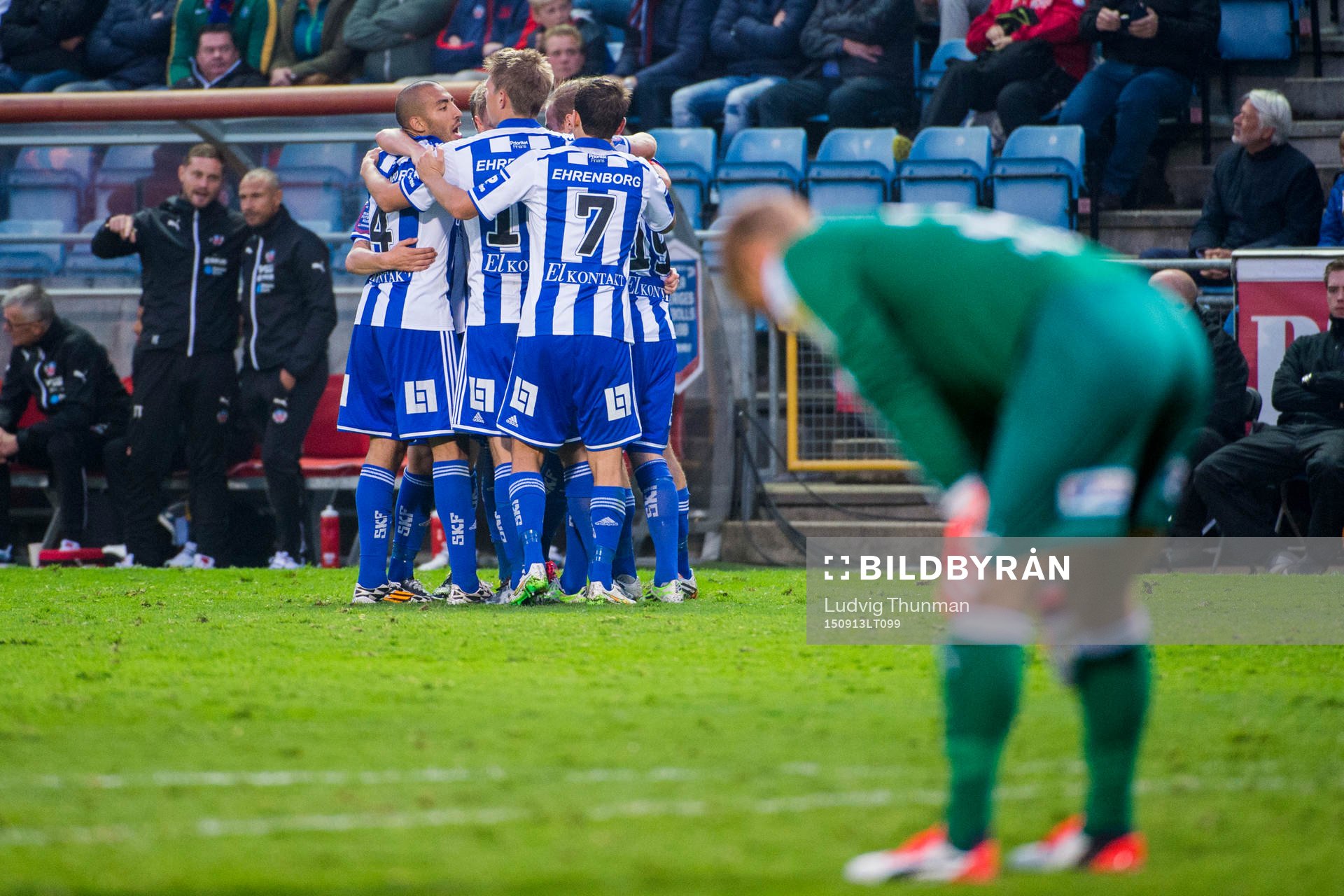 Helsingborgs målvakt Pär Hansson deppar framför IFK
