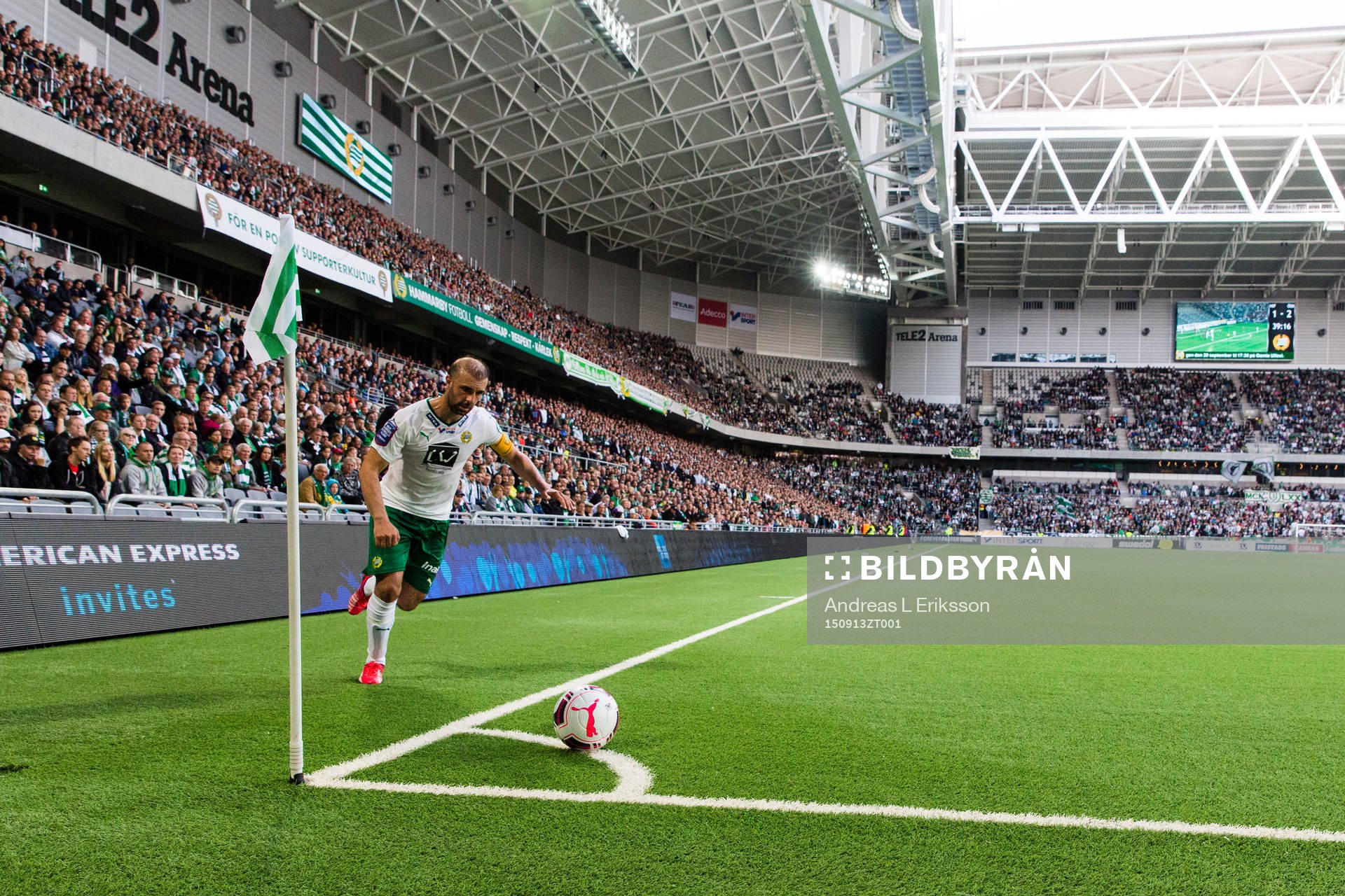 Hammarbys Kennedy Bakircioglu med en hörna