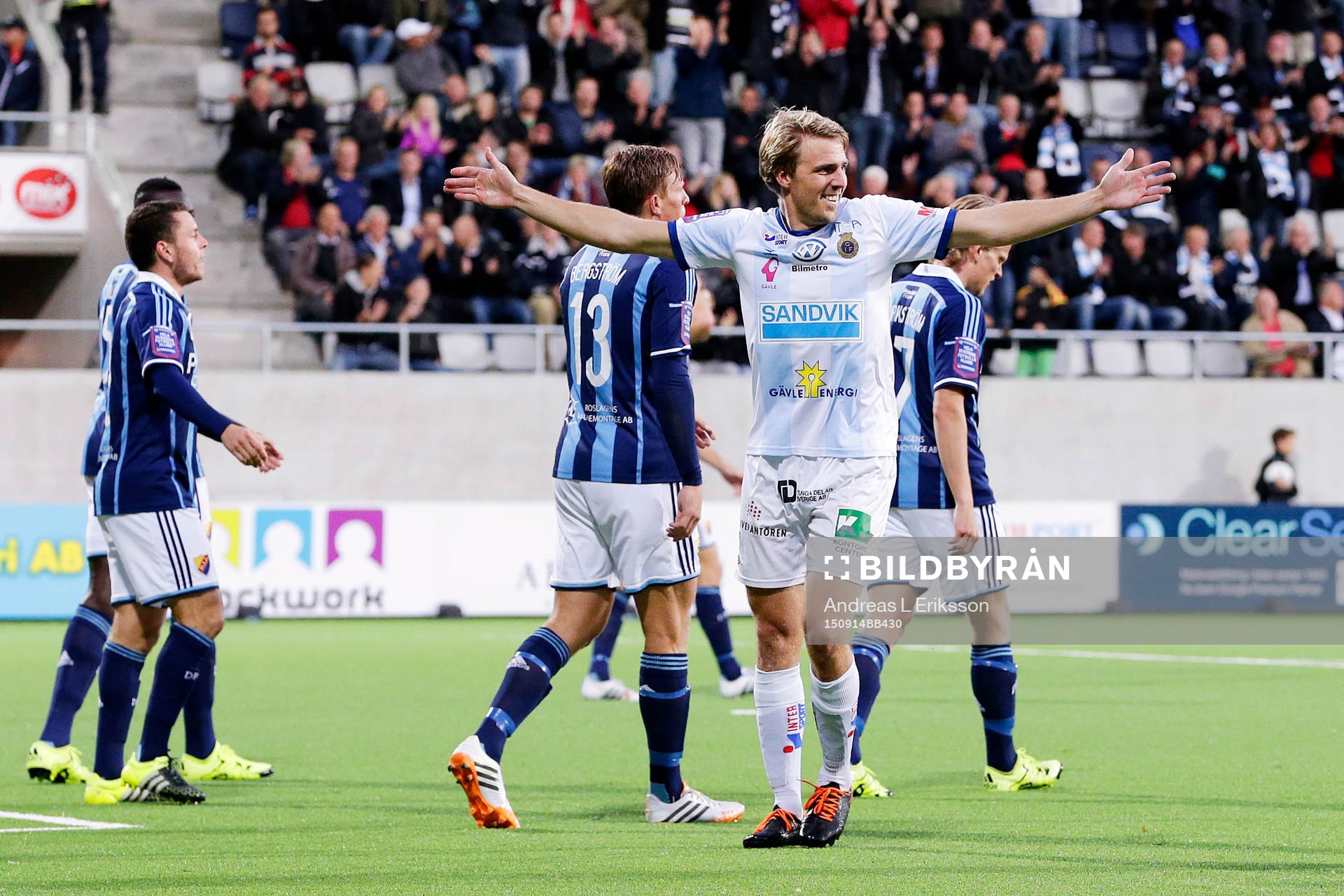 Gefles Johan Oremo jublar