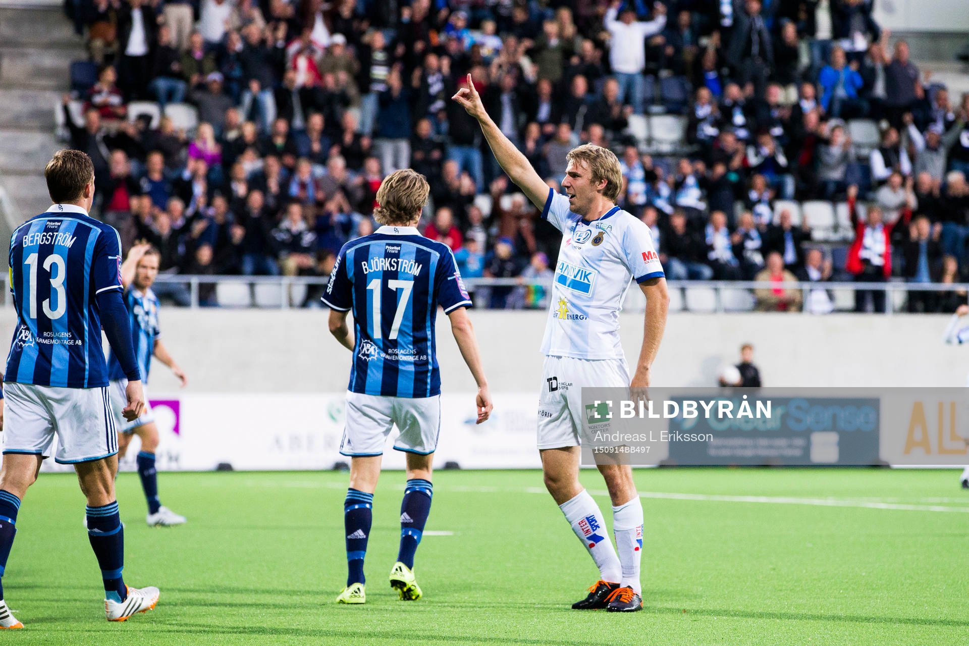 Gefles Johan Oremo jublar