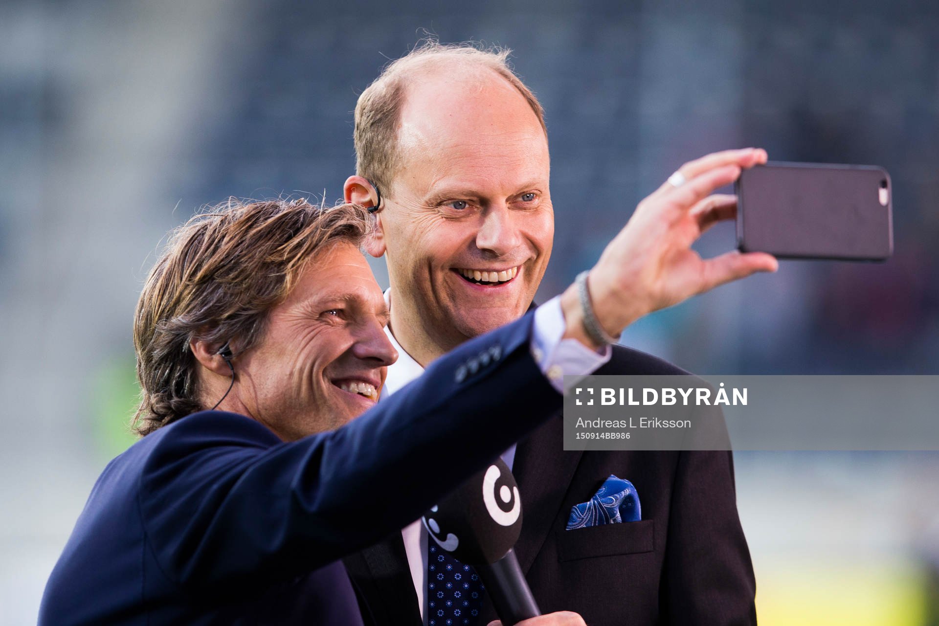 s Jens Fjellström och Lars Granqvist tar en selfie innan