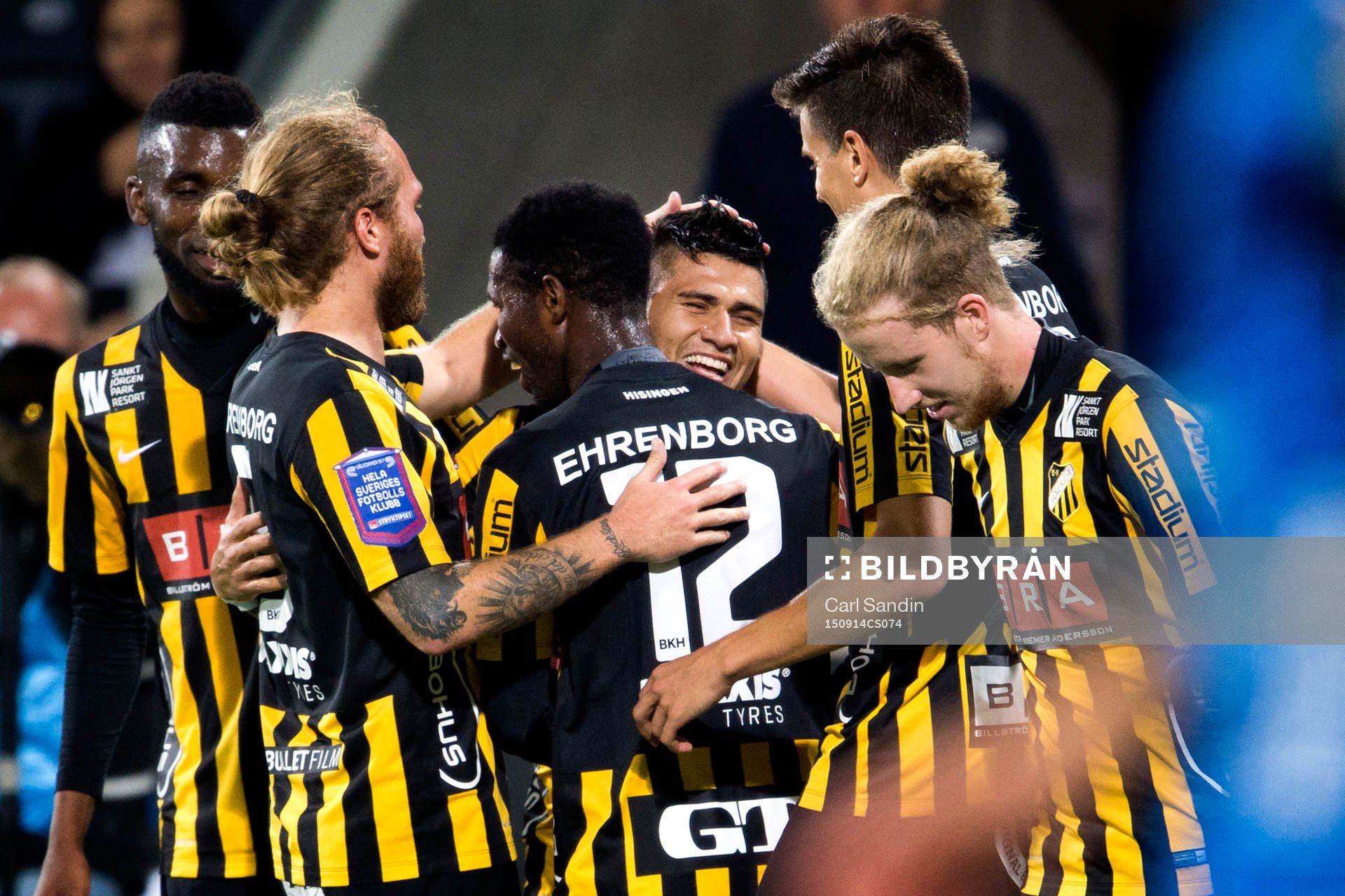 Häckens Paulo de Oliveira jublar