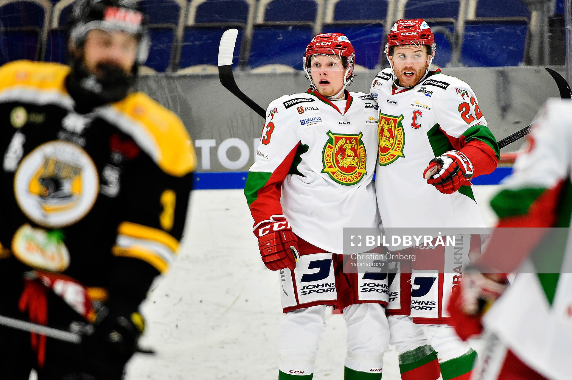 Moras Kristian Jakobsson jublar