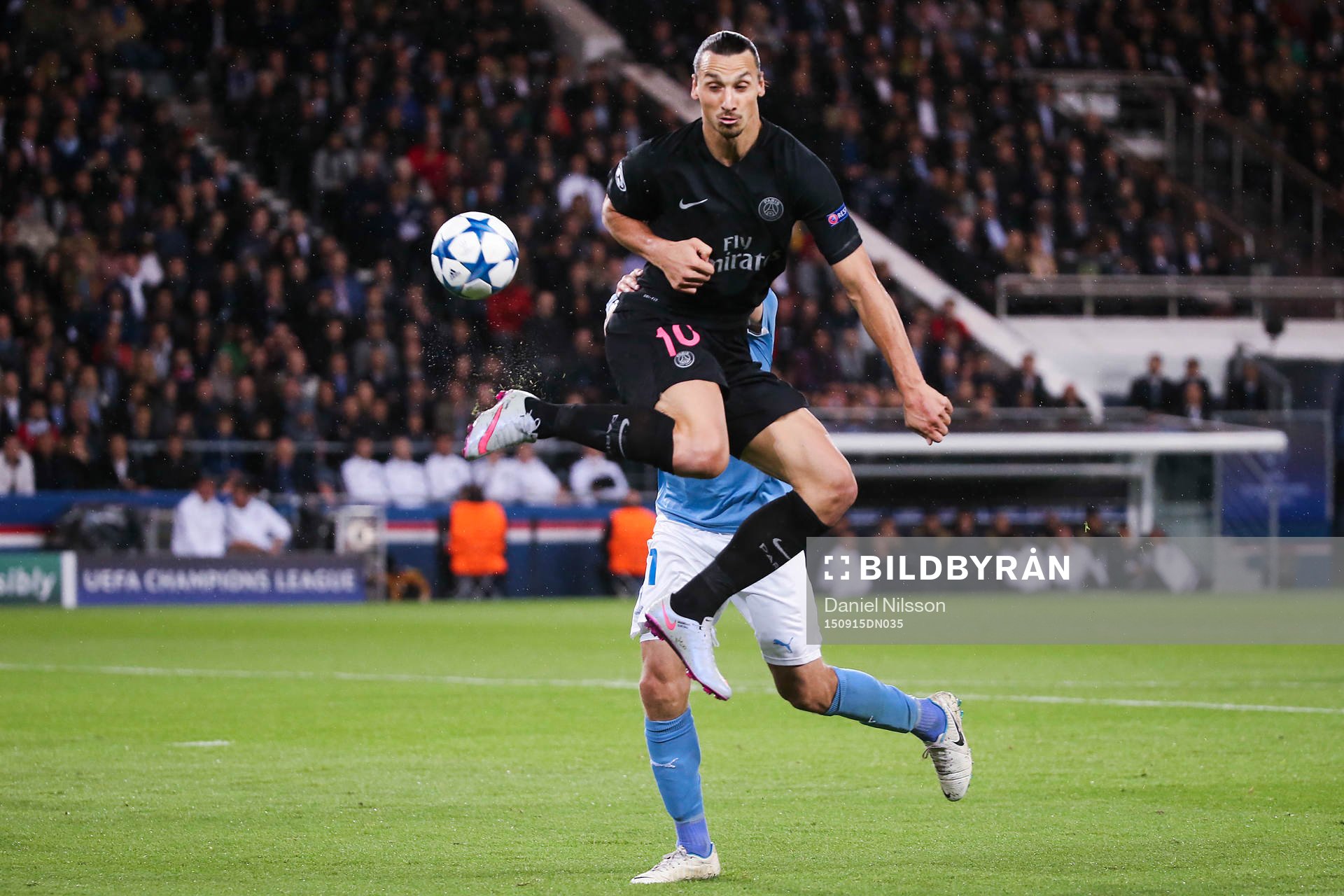 s Zlatan Ibrahimovic skarvar fram till 2-0
