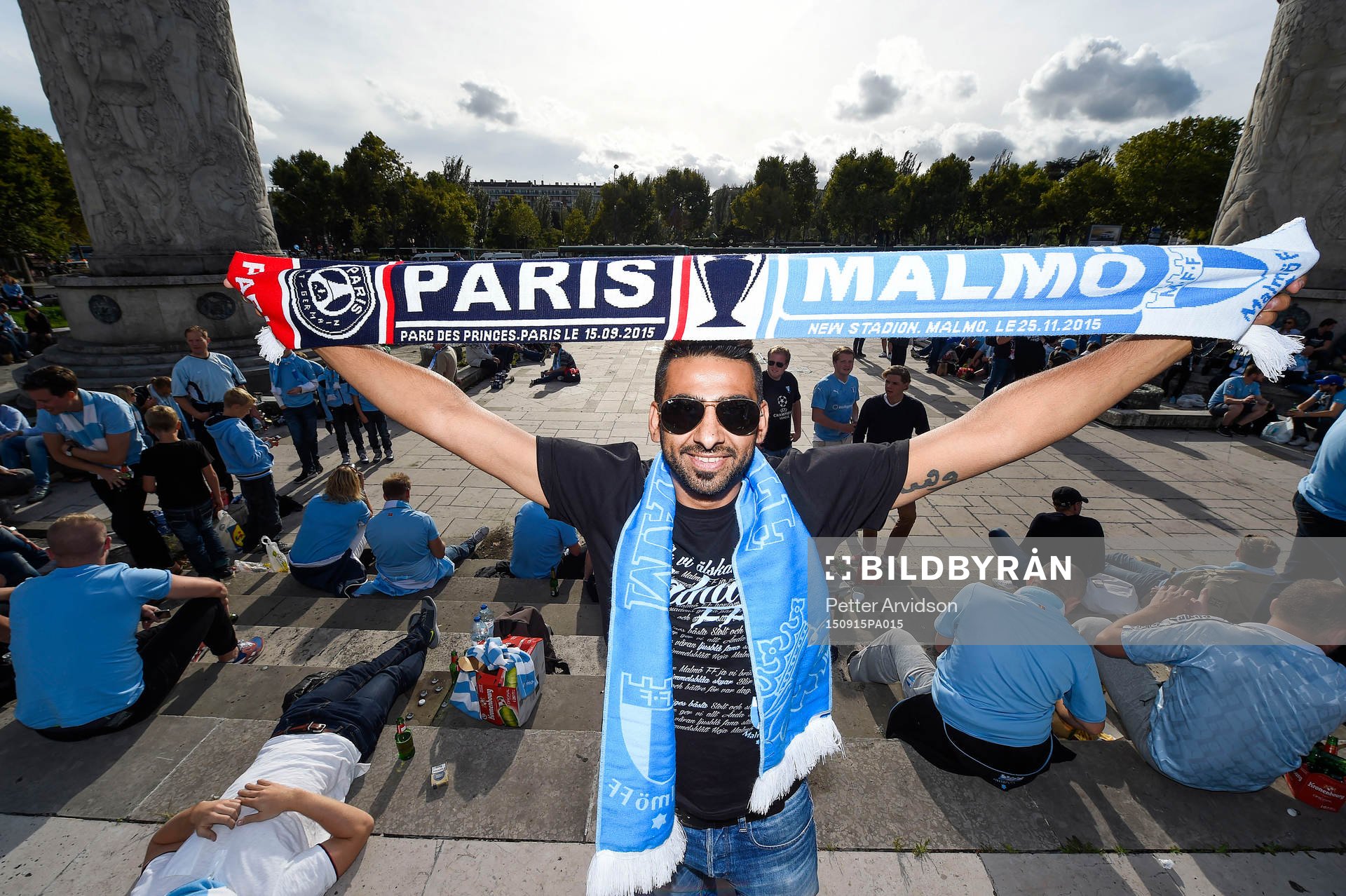 Supportrar till Malmö FF samlas