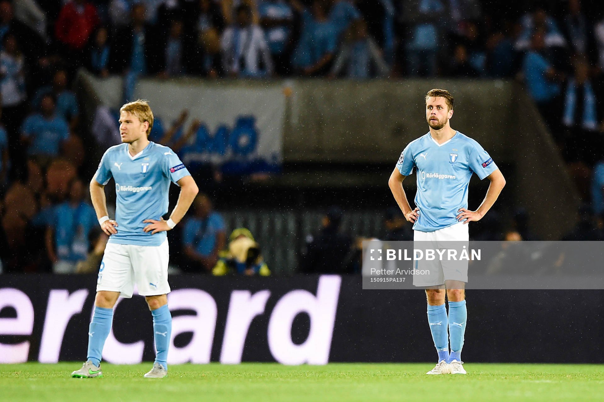 Malmö FFs Kari Arnason deppar