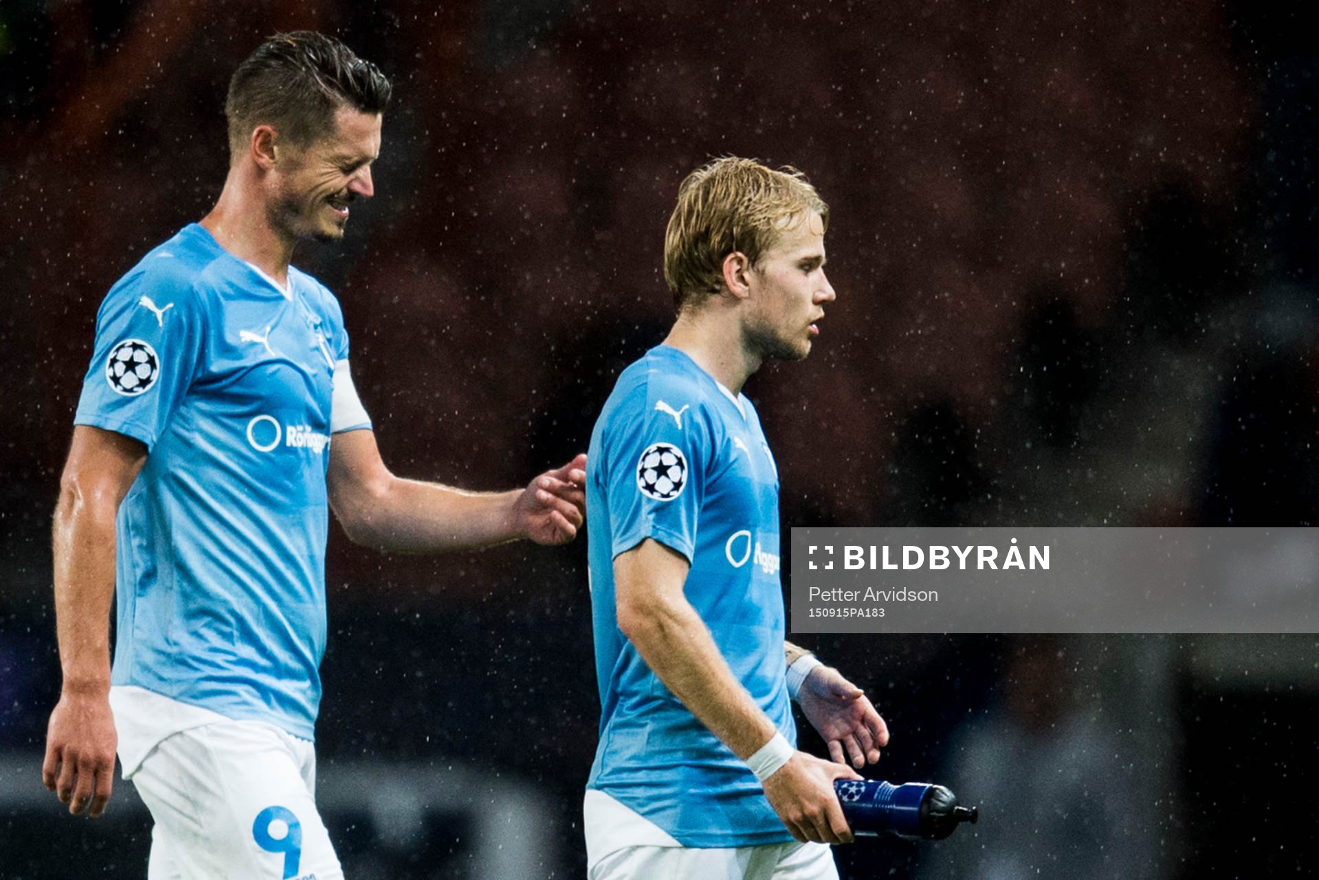 Malmö FFs Markus Rosenberg och Oscar Lewicki depp
