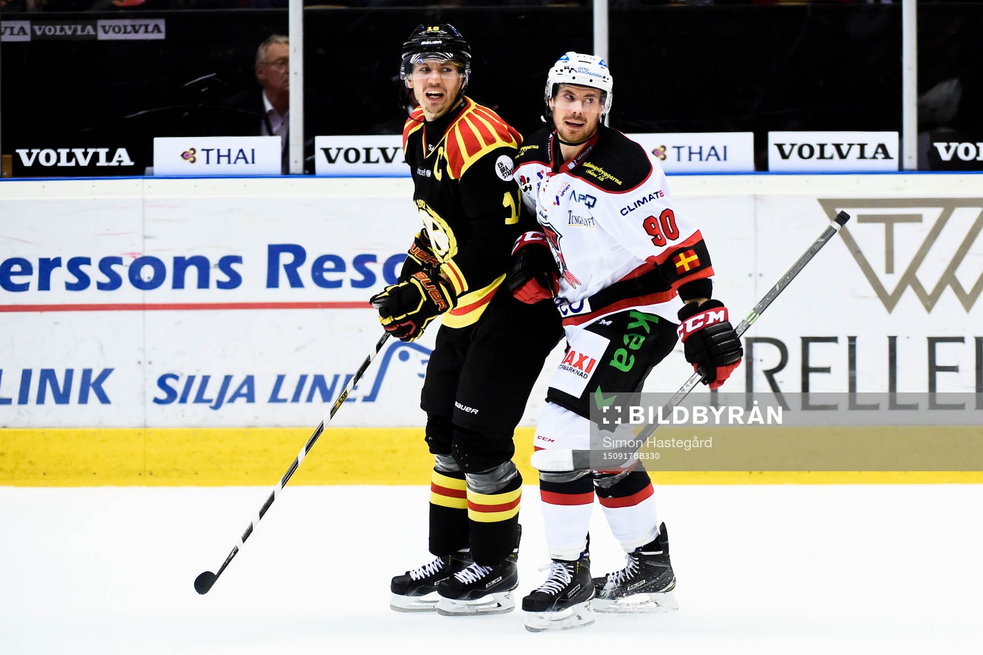 Malmö Redhawks Mattias Persson jublar