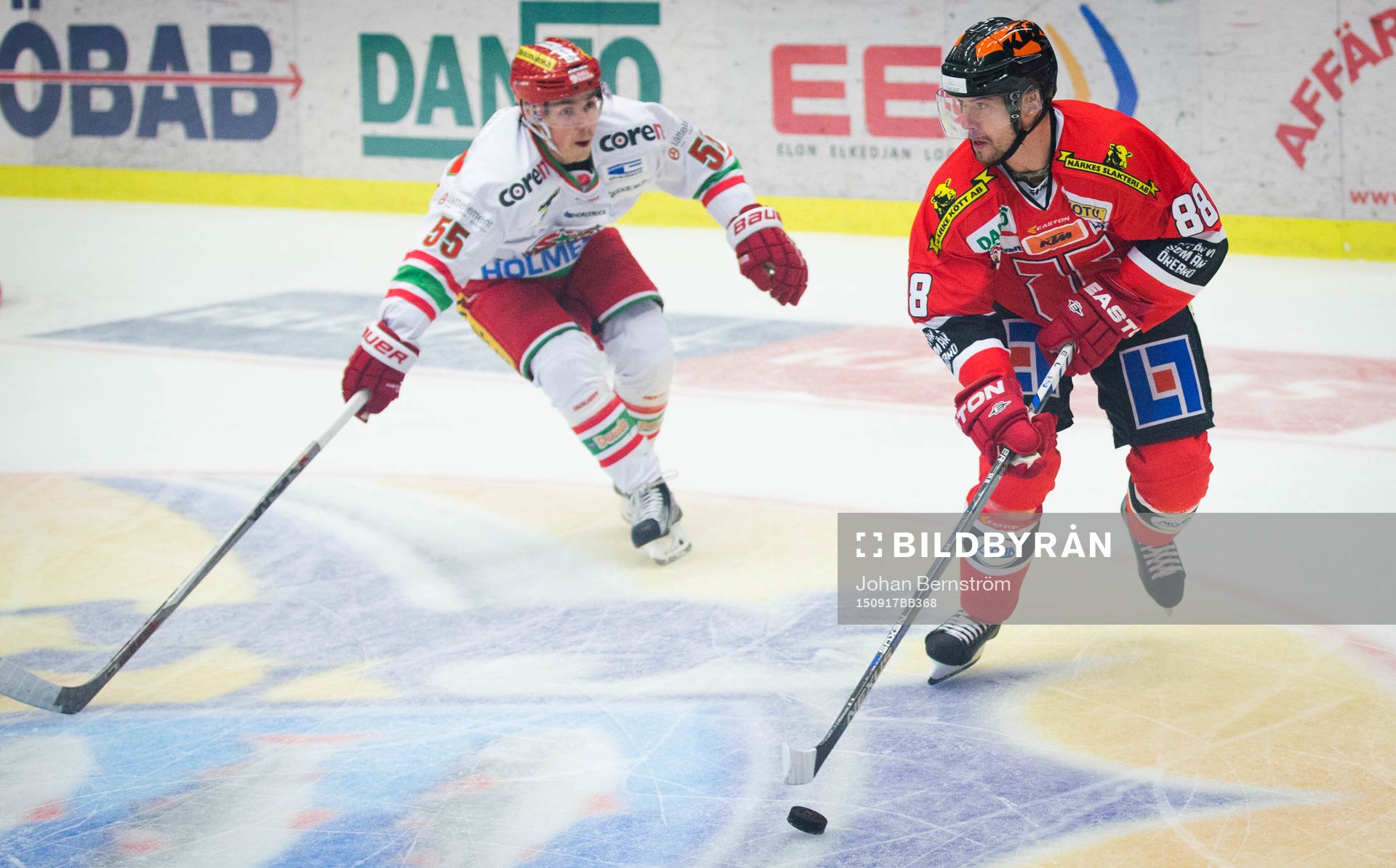 Modos Albin Runesson och Örebros Jakub Petruzalek